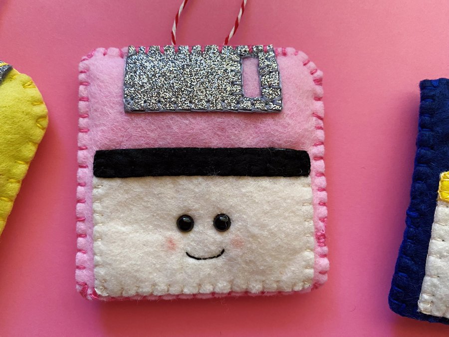 floppy-disk-plush-felt-pink.jpg