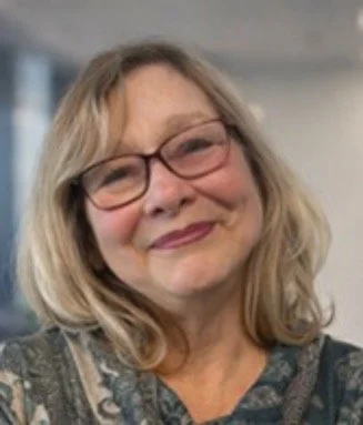 Luanne McCarty headshot