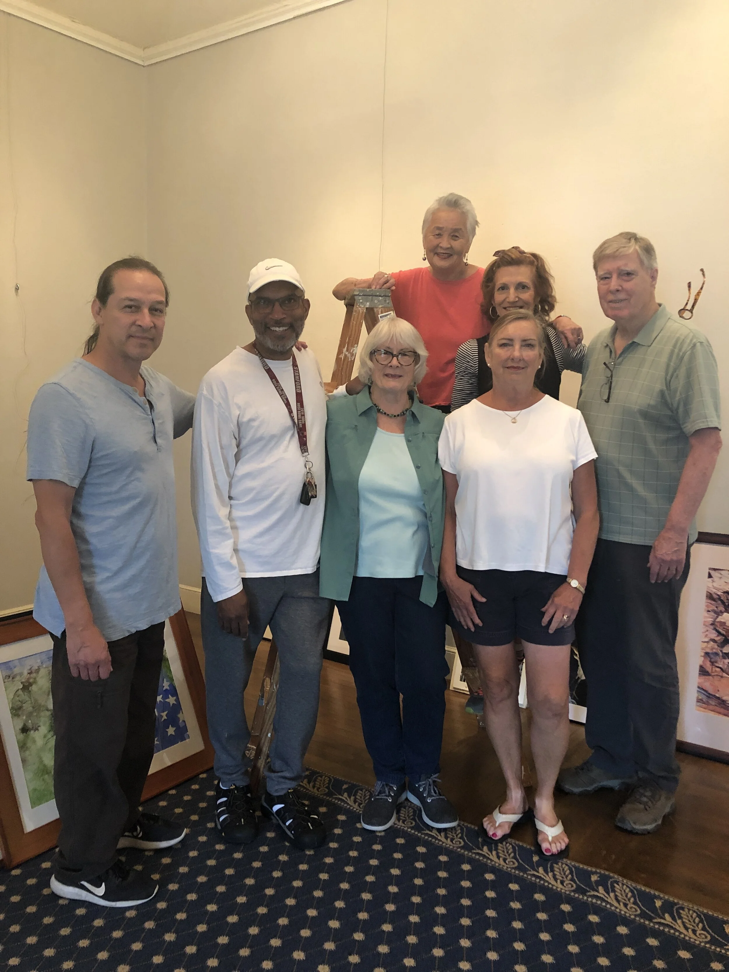 Pablo Villicana-Lara, Howard Mackey, Sue Matthews, Jan Matsuoka, Joan Gombo, Laurie Rothman, Robert Davidson of "sharing image" crit group