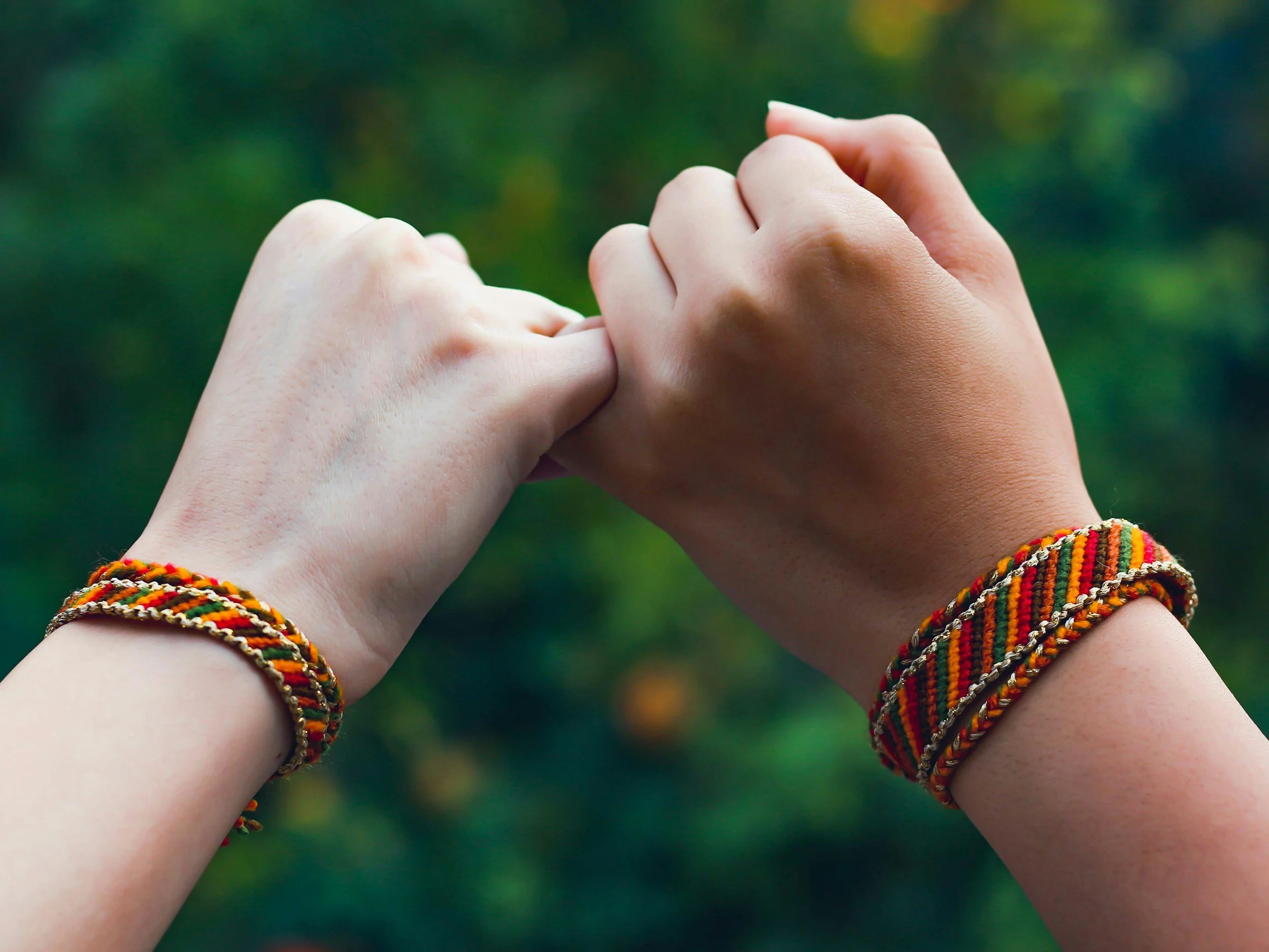 Friendship Grief Is Real—And It’s One of the Hardest Parts of Loss
