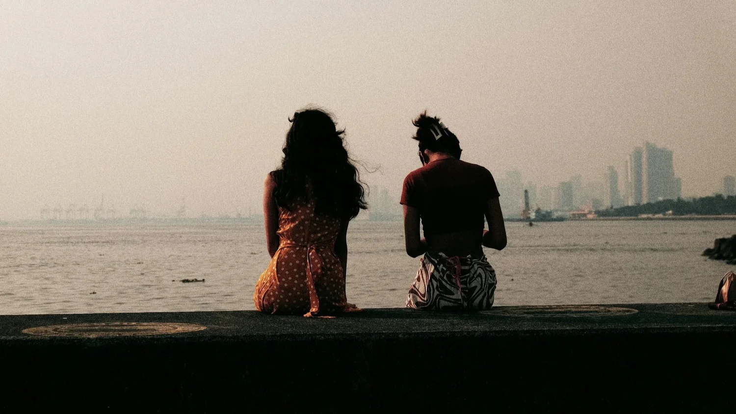 What to Say to Someone Grieving: Three Phrases That Actually Help ...