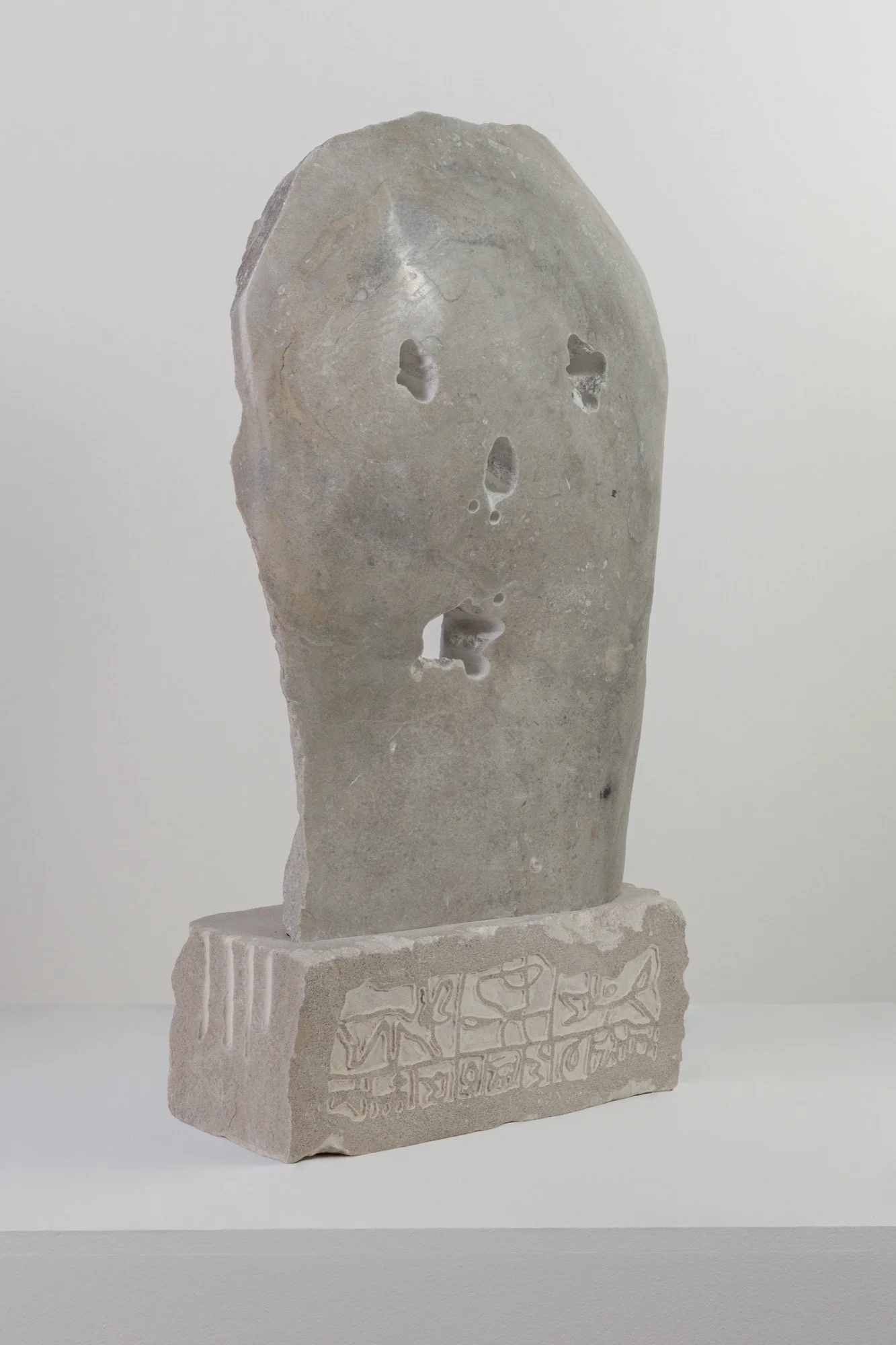 Dan Mandelbaum 
 head , 2025 
Limestone, found stone, metal pins 
23 x 12 x 5 in (58.4 x 30.5 x 12.7 cm)