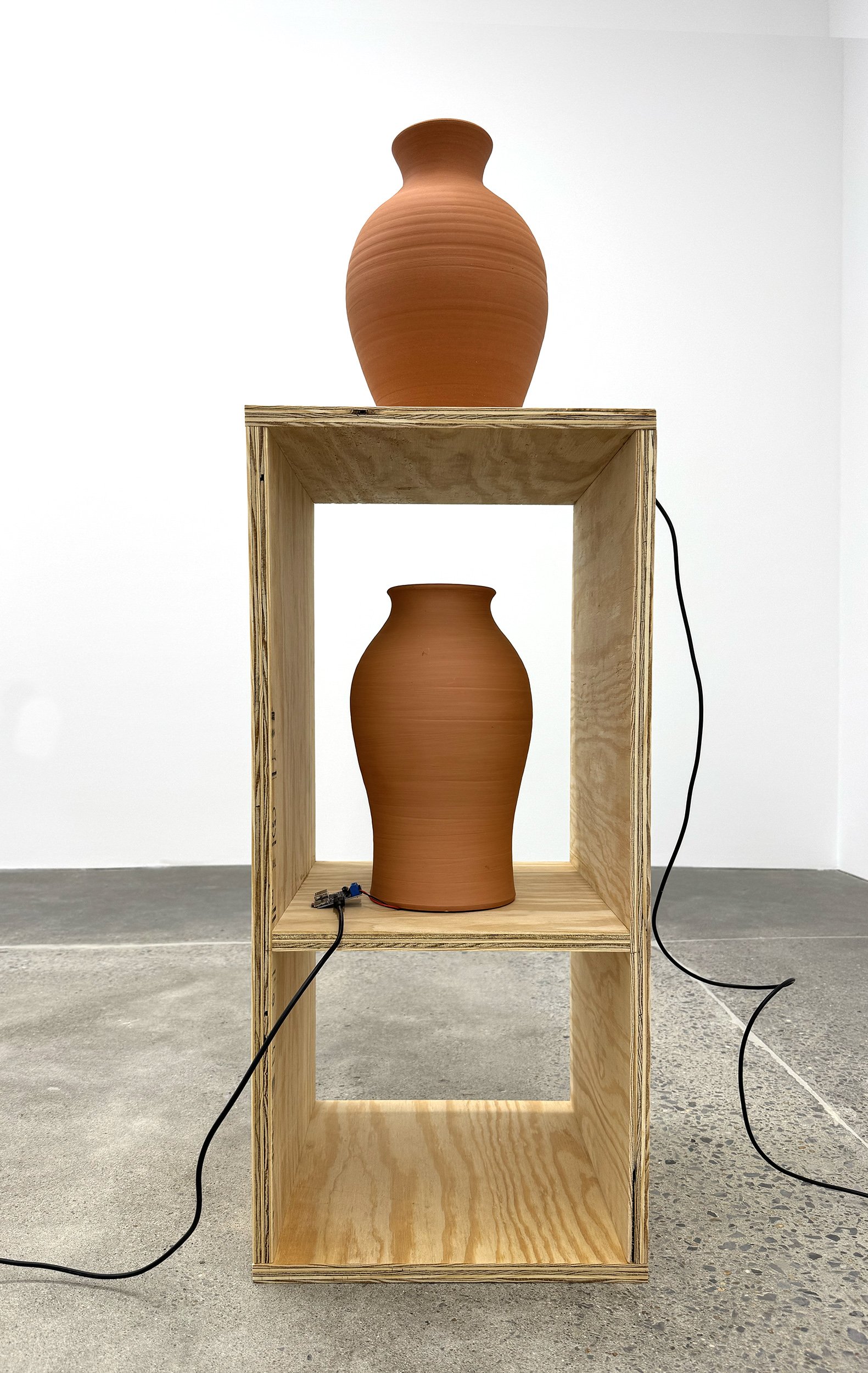 Raheleh Filsoofi
The Excerpts of the Earth , 2025
Ceramics, plywood, wires and speakers
44 x 14 x 14 in (111.8 x 35.6 x 35.6 cm)
IN9489