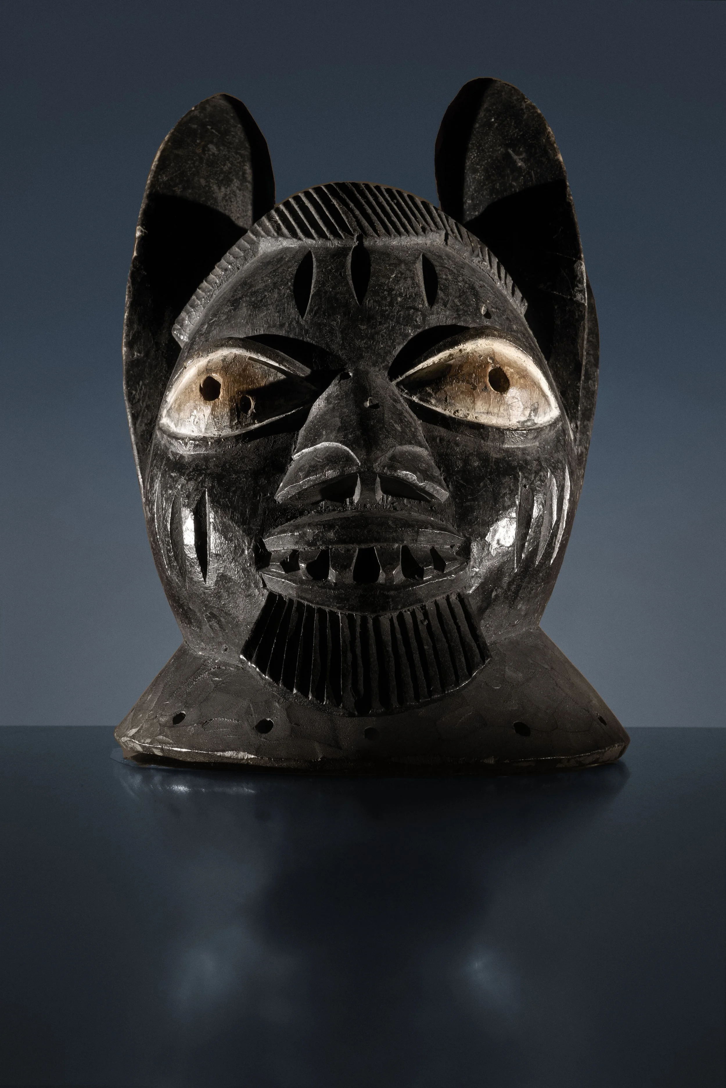 242514-41-003-Archaeology-NigerianMask-MultiStack-F16_V2_SC_G.jpg