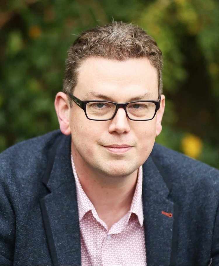 Cavan Scott — Kinetic Media