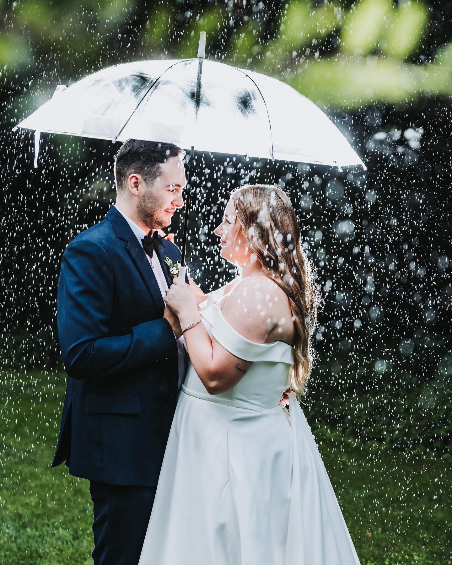 Jessica + Reece ☔️💍🍃
Living proof that cloudy, rainy wedding days can really be some of the best, most fun wedding days. 

Congrats on your roaring success of a wedding this weekend guys!