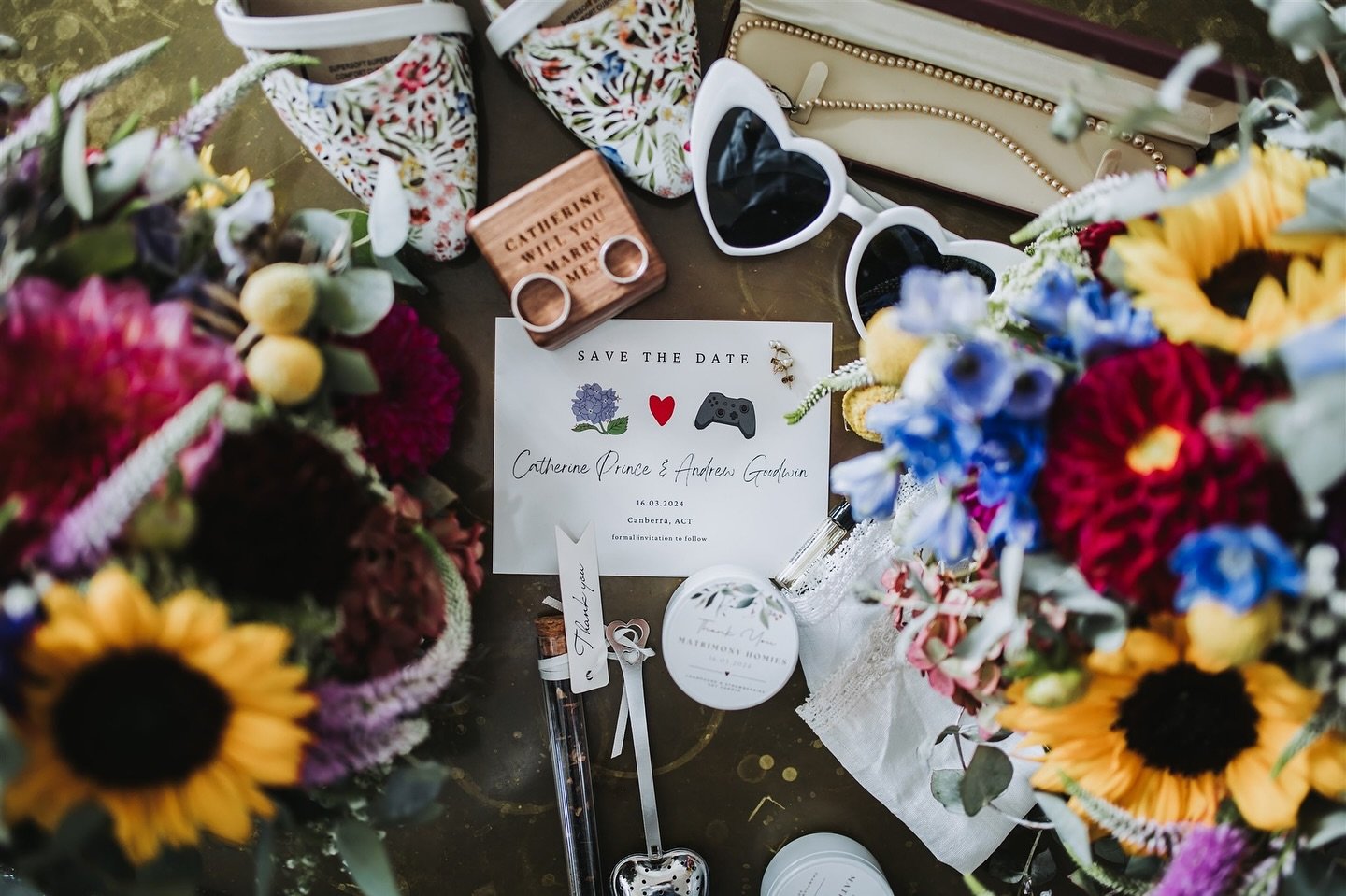 Layflats are the first thing I like to do when I show up on a wedding day. They set the scene for the day, between colours, themes and general mood, and on their own, they can say SO much about the couple, and make the perfect opening title card for 