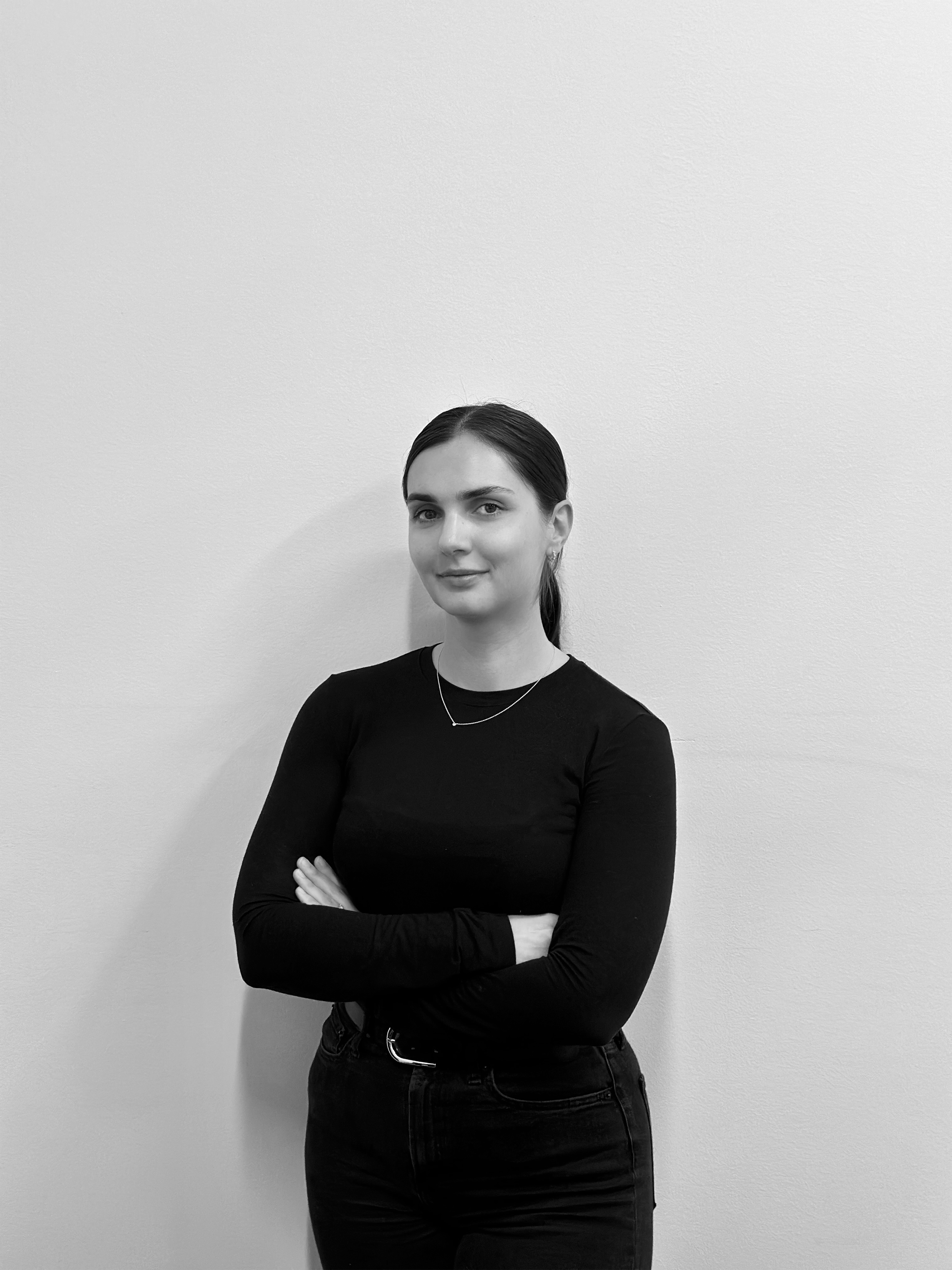 INTRODUCING ISABELLE ORR AS ASSOCIATE