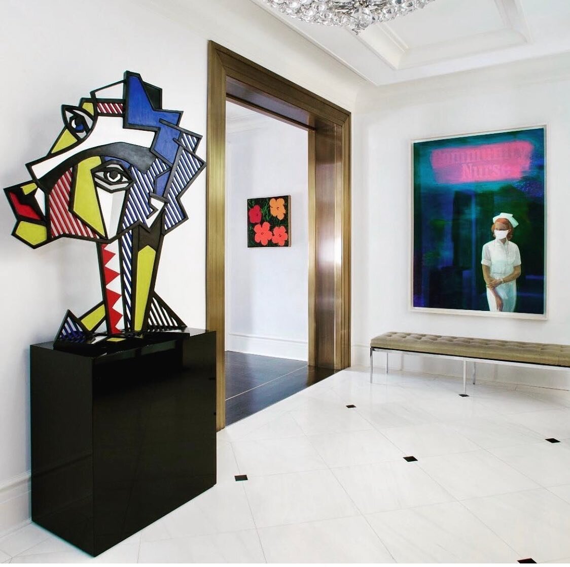 Punchy Foyer Art, featuring Richard Prince, Andy Warhol &amp; Roy Lichtenstein⁠
#theviewingroom #theviewingroomhk #consignmentart #interiordesign #contemporaryart #art #artconsignment #interior #artcollectors #privatecollection #design #livingwithart