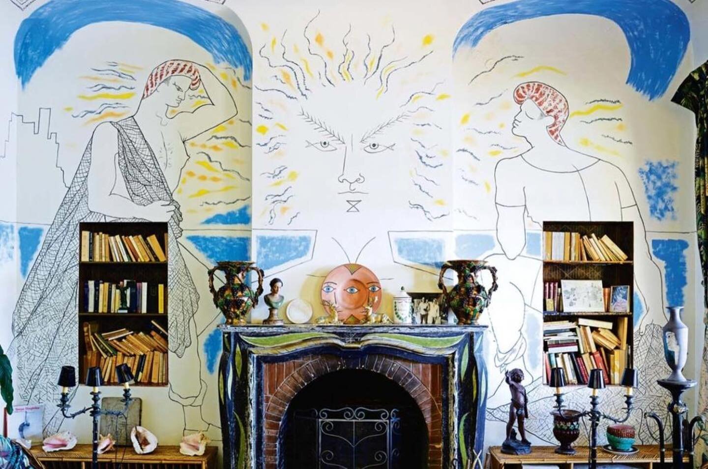 In the Spring of 1950, having just wrapped the film adaptation of his novel Les Enfants Terribles, Jean Cocteau went to spend a week in a handsome, turreted villa in Saint-Jean-Cap- Ferrat on the French Riviera. Known then as the Villa Santo Sospir, 