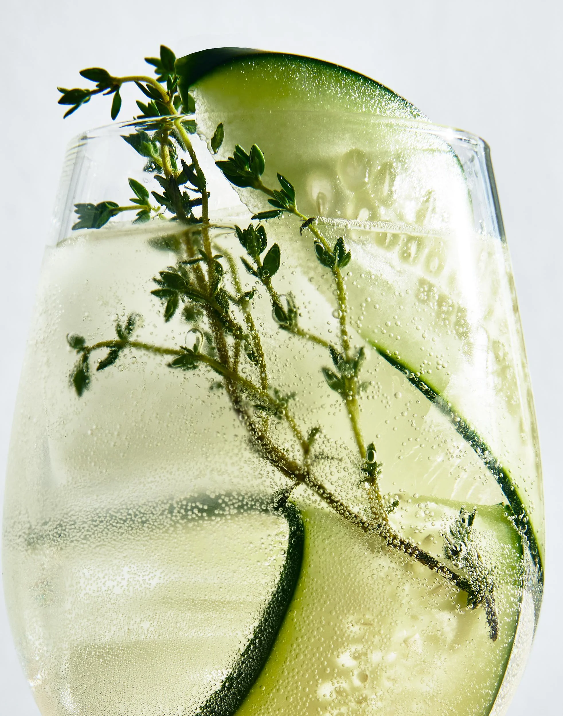 vx_re_cocktail_cucumber_detail_3_13_25_stillife_test6602.jpg