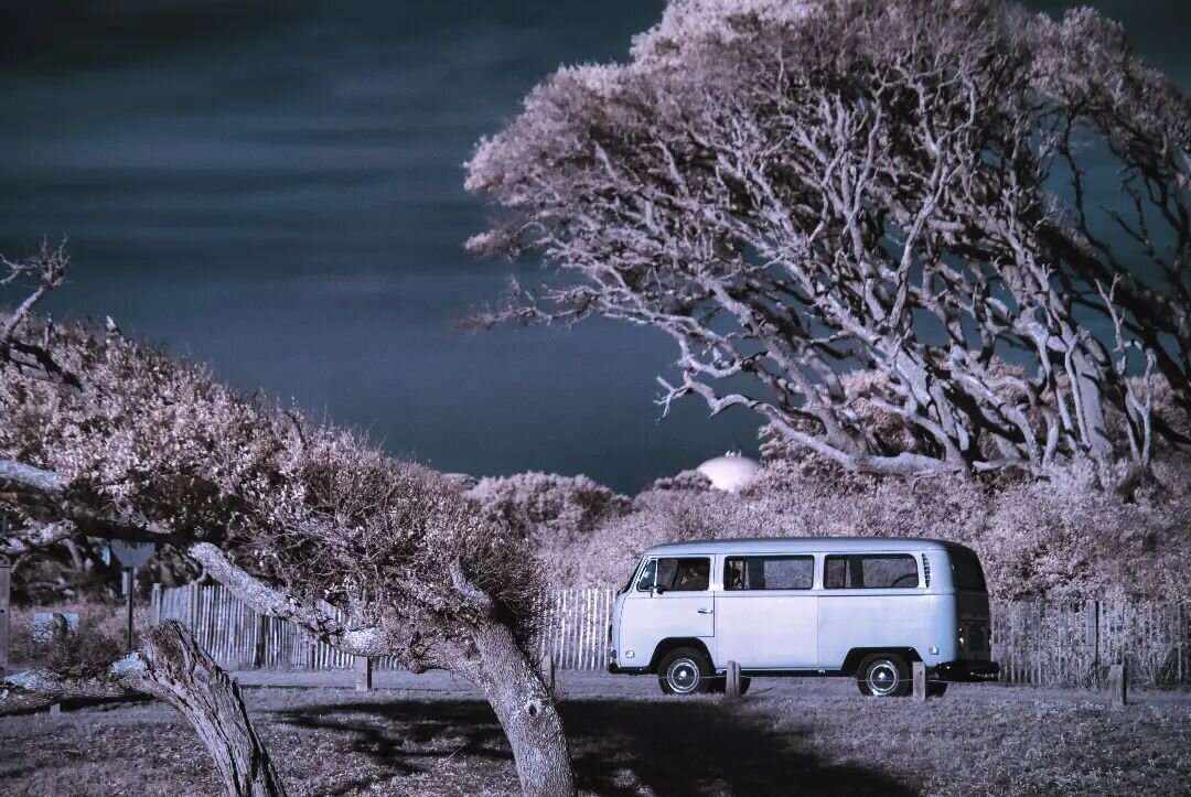 VW Bus at Fort Fisher
.
.
.
.
.
.
.
.
#wilmingtonnc #kurebeach #carolinabeach #beachscape #infraredlandscape #infraredphotography #instagood #instagramphotography #photographylovers #photography #photooftheday #vanlife #vanlife #vwbus #vw #northcarol