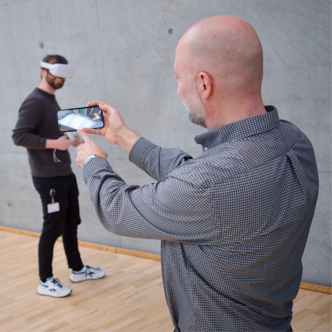 In Lasse's (virtual) reality, he was seeing and doing amazing things. 🕶️

In reality... he was standing in front of a concrete wall. 😅

It's amazing to see what innovative things we can do with technology today! 💪
Some of our students are working 