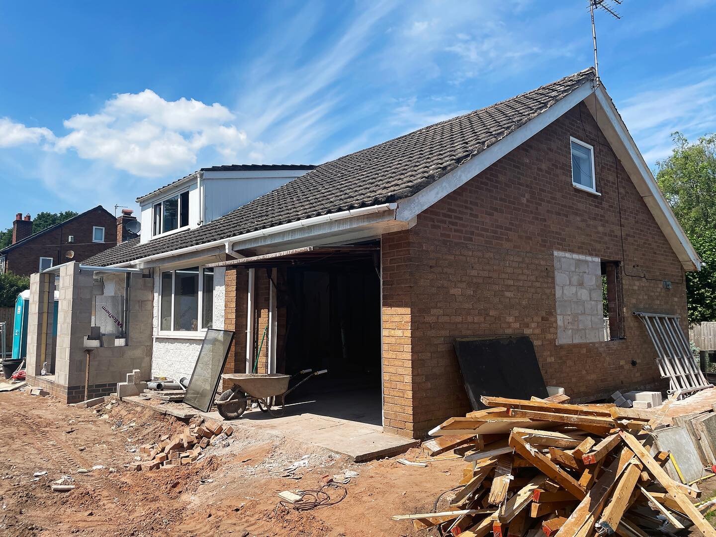 Foundations, drainage and roof strip complete ready for the steel installation and block work in Hatchmere.

#cheshire #architecture #constructionuk #construction #transformation