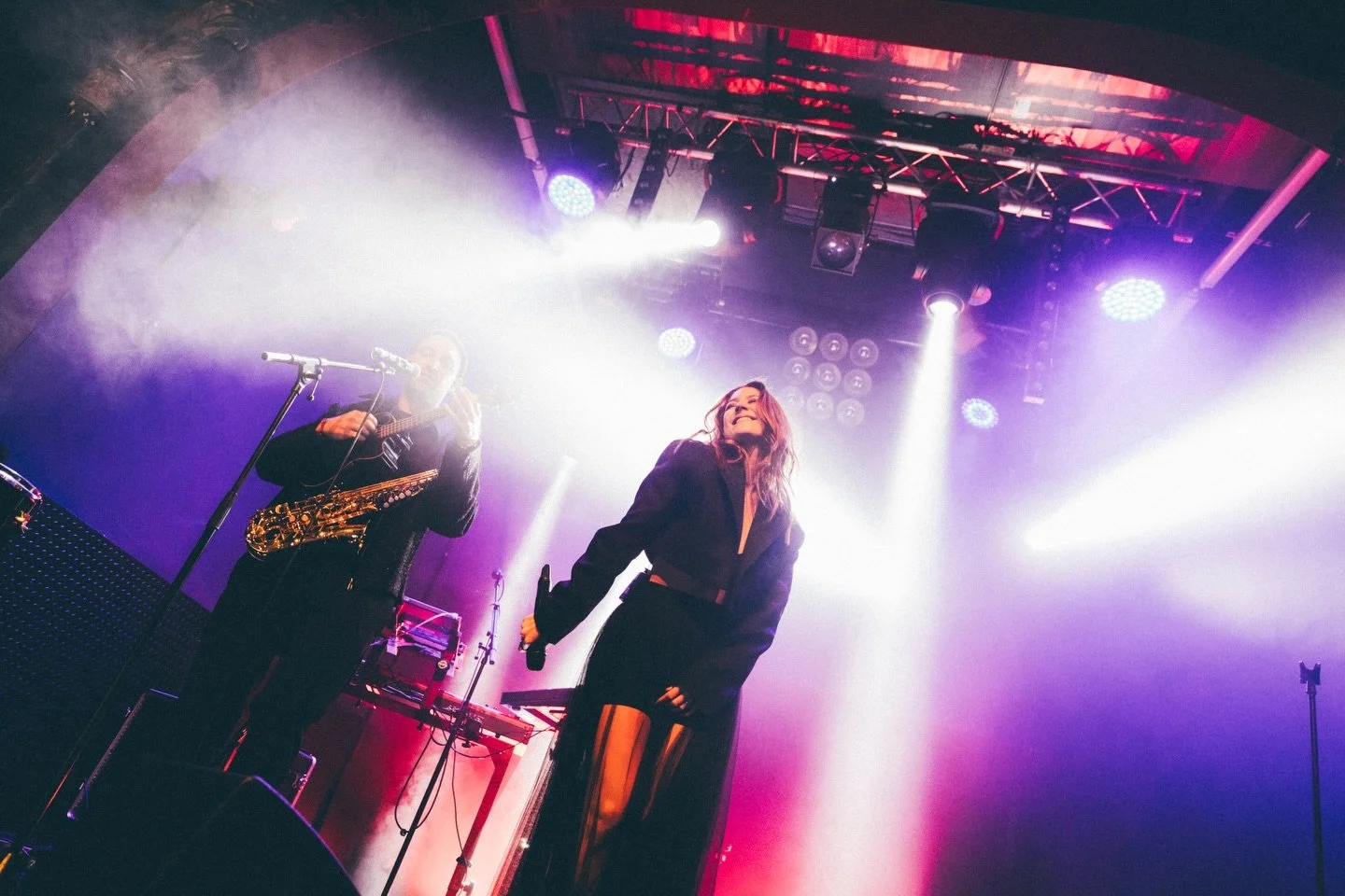On a le trac&hellip; &amp; en m&ecirc;me temps, tellement h&acirc;te d&rsquo;&ecirc;tre ce soir et de vous pr&eacute;senter notre show &Eacute;CLIPSE. 
Ensemble, on va rallumer les &eacute;toiles. N&rsquo;oubliez pas votre t-shirt &Eacute;CLIPSE, pos