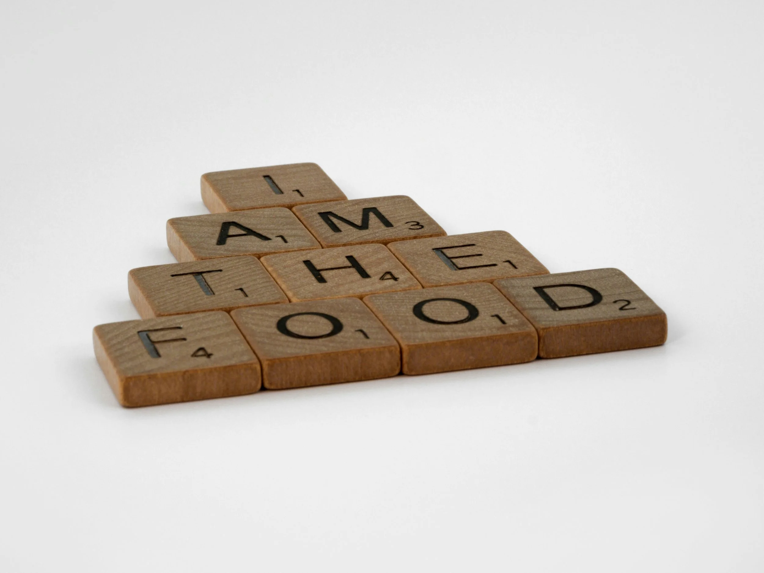 Jesus feeds