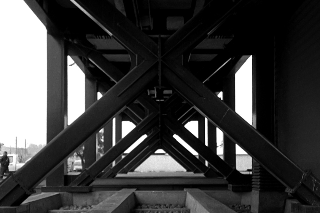 ESTRUCTURA: FOTOGRAFÍA URBANA CON LA LEICA III