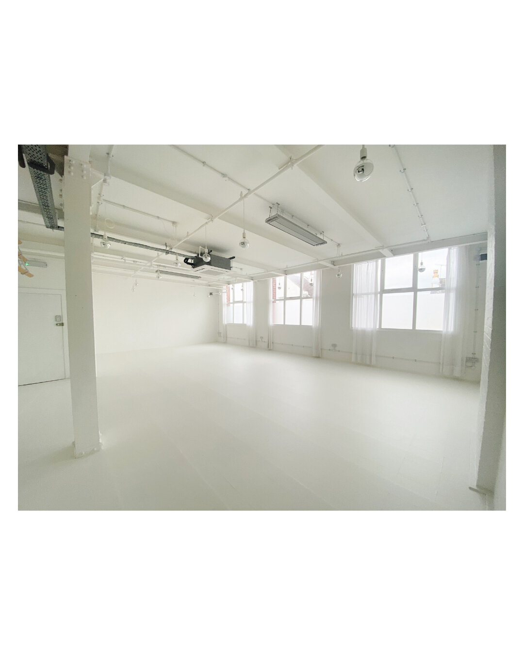 BEAUTIFUL BLANK CANVAS.​​​​​​​​
​​​​​​​​
Let your creativity shine at Now Studio.​​​​​​​​
​​​​​​​​
This is for all the photographers, artists, creators, independent business'...​​​​​​​​
​​​​​​​​
We rent out the studio when there isn't classes running
