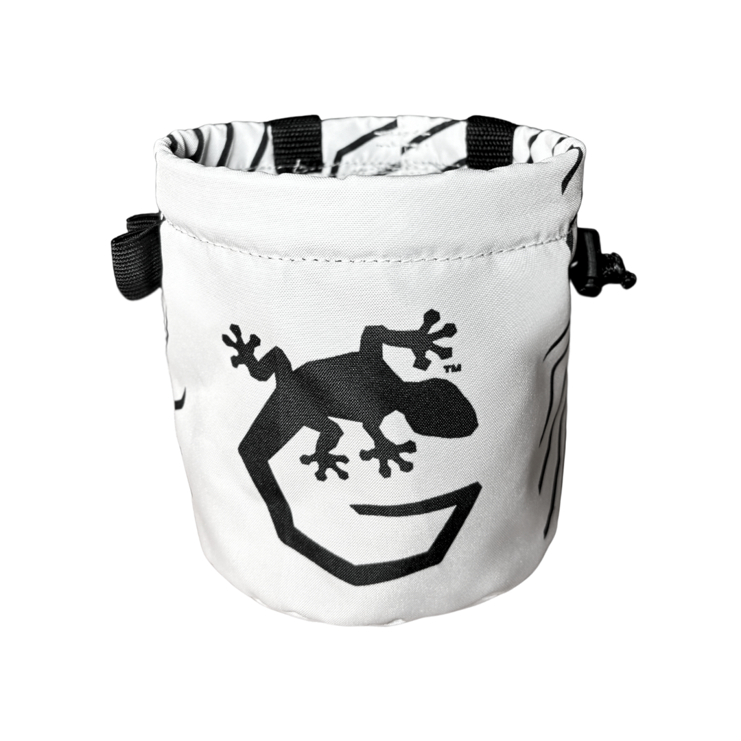 GEKCO white and black design chalk bag with waist strap and toggle.