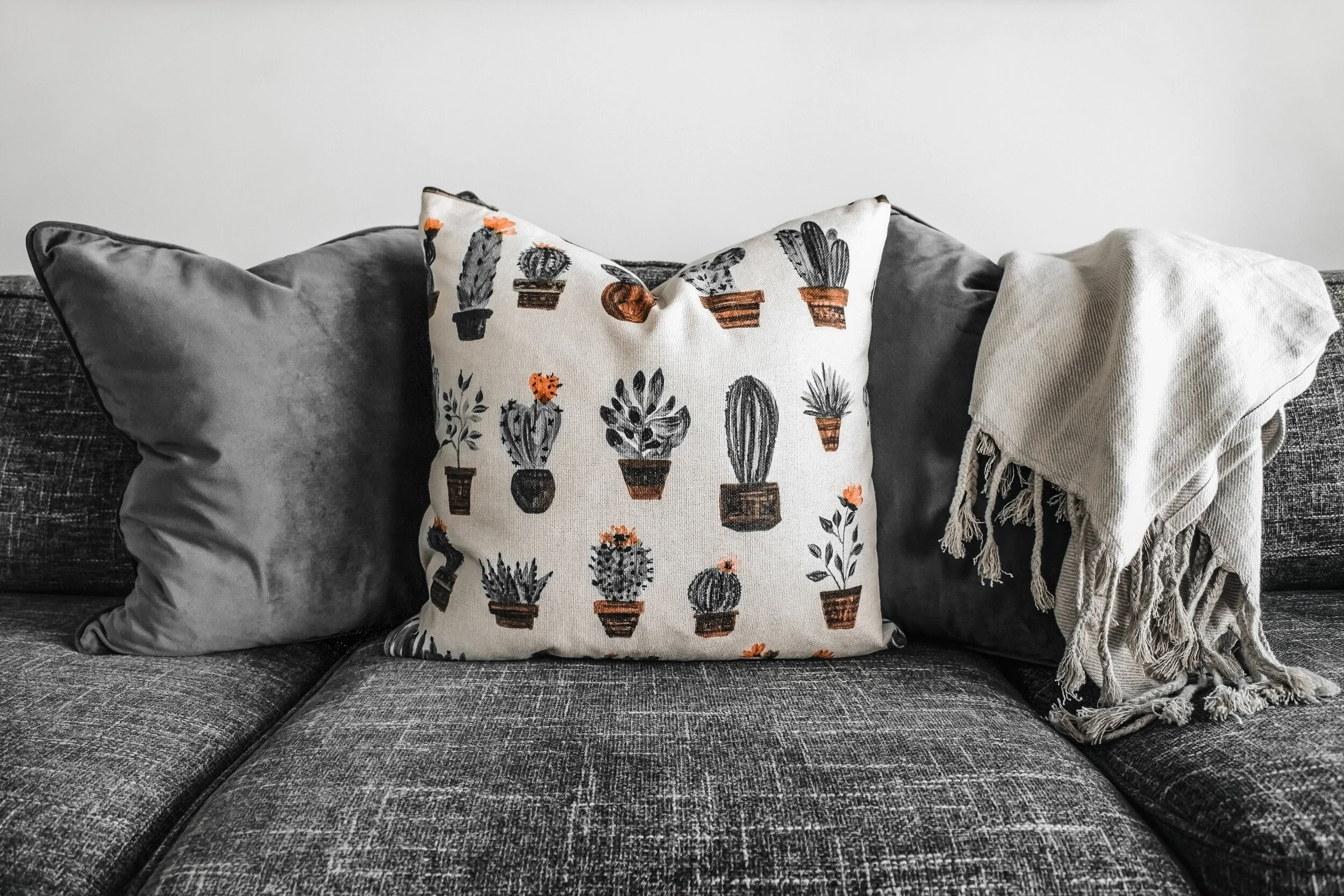 pillows-sofa-furniture-airbnb-design