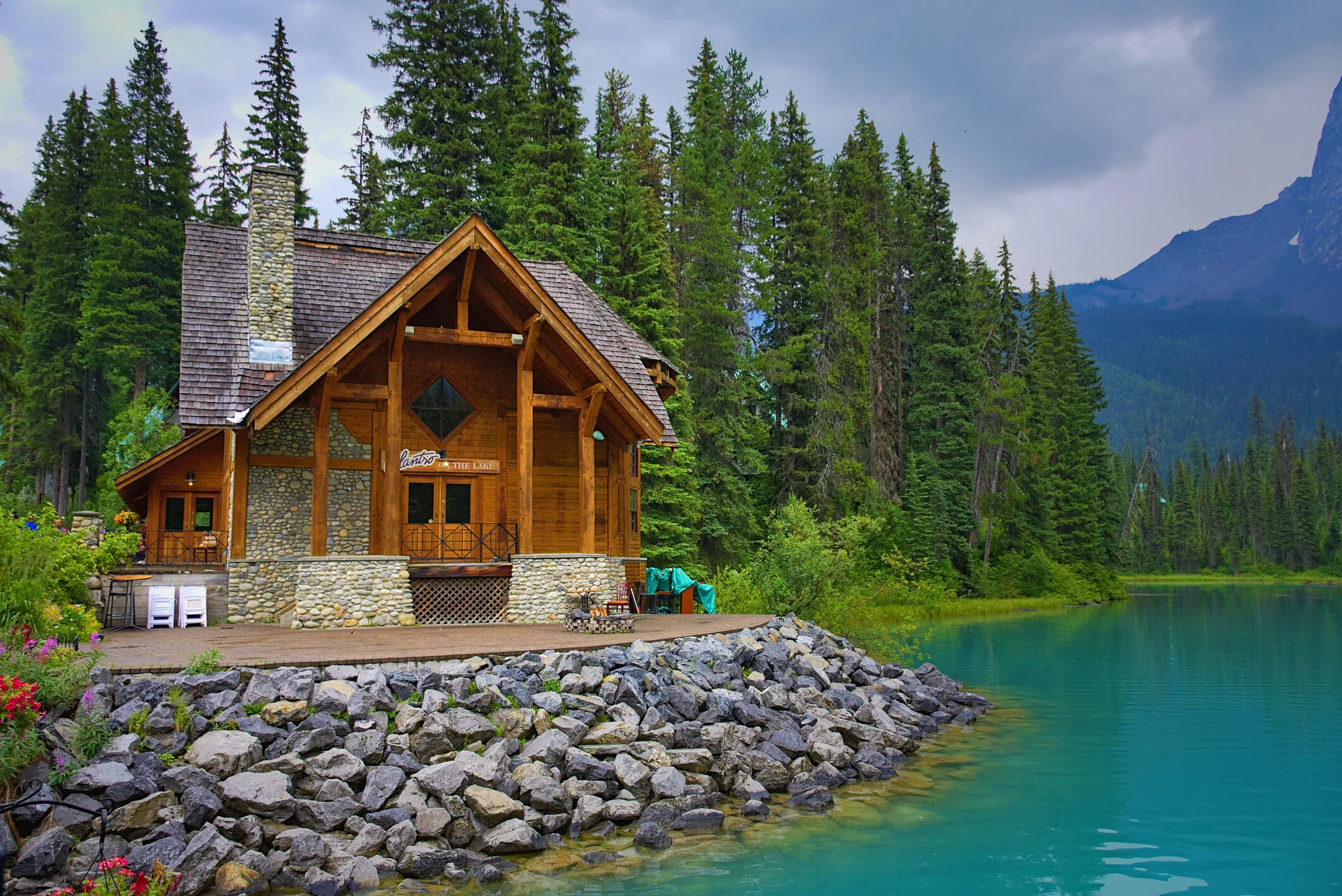 log cabins chalets design