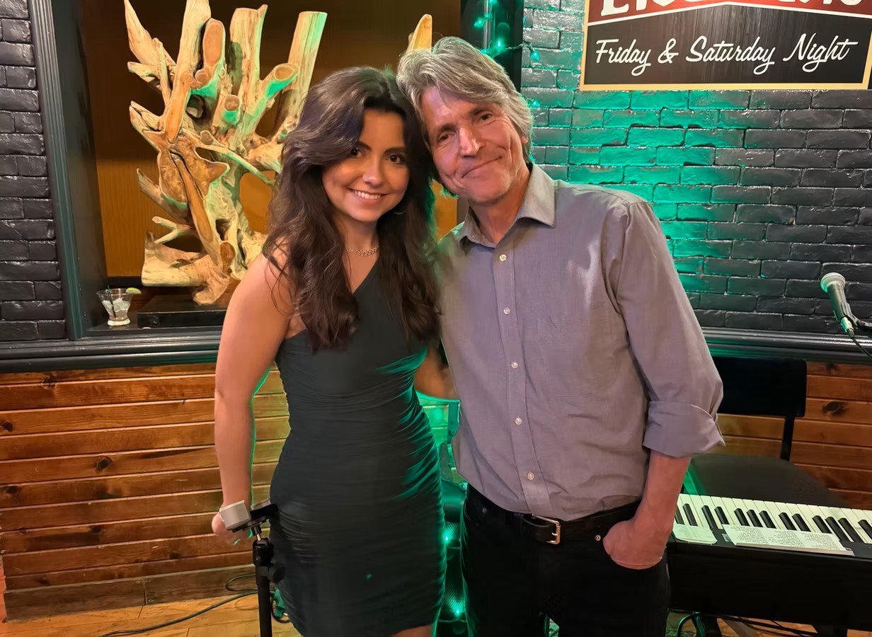 Live Music - Mia Hart and Billy