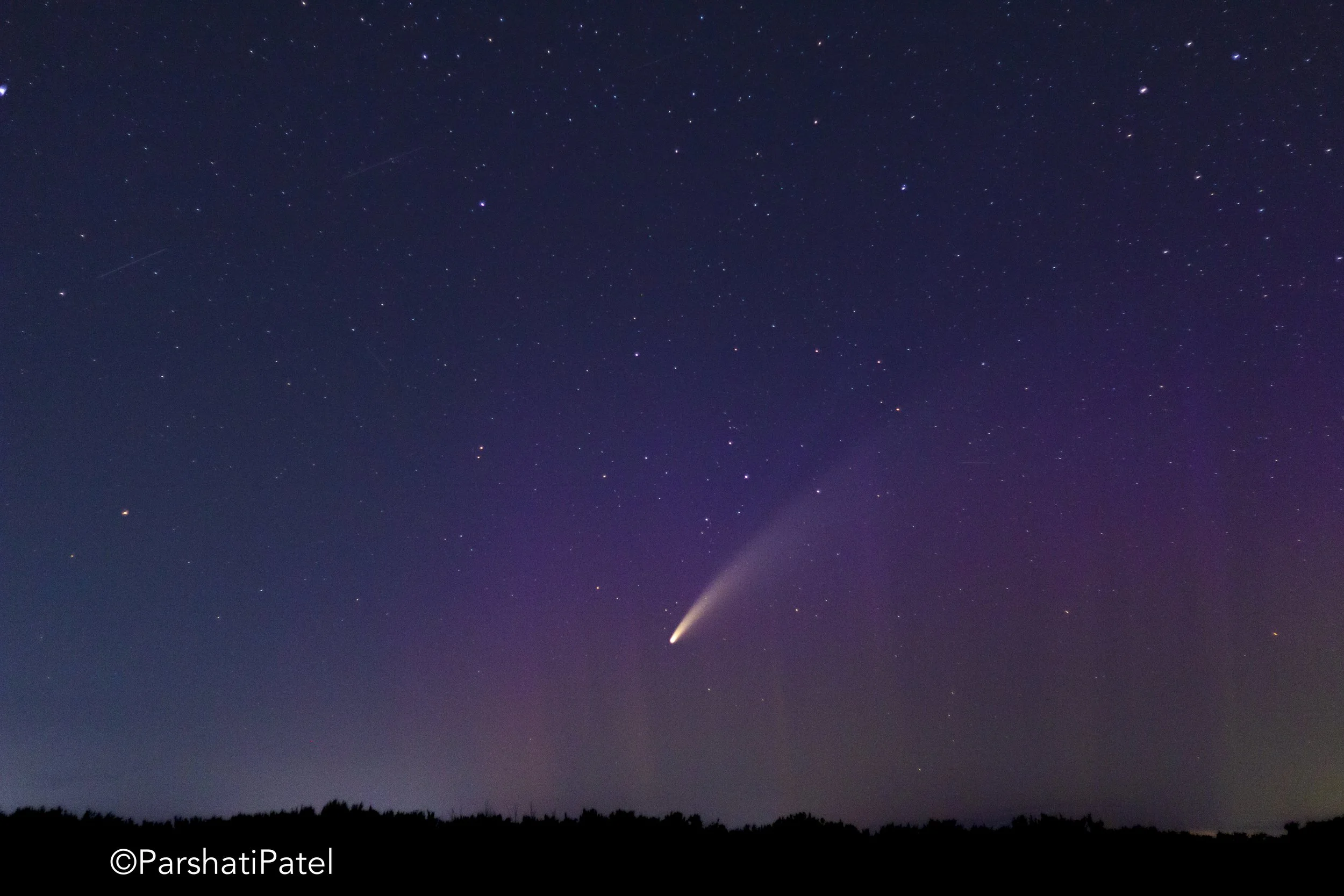 CometNEOWISE&Auroras_SWOntario_2020.jpg