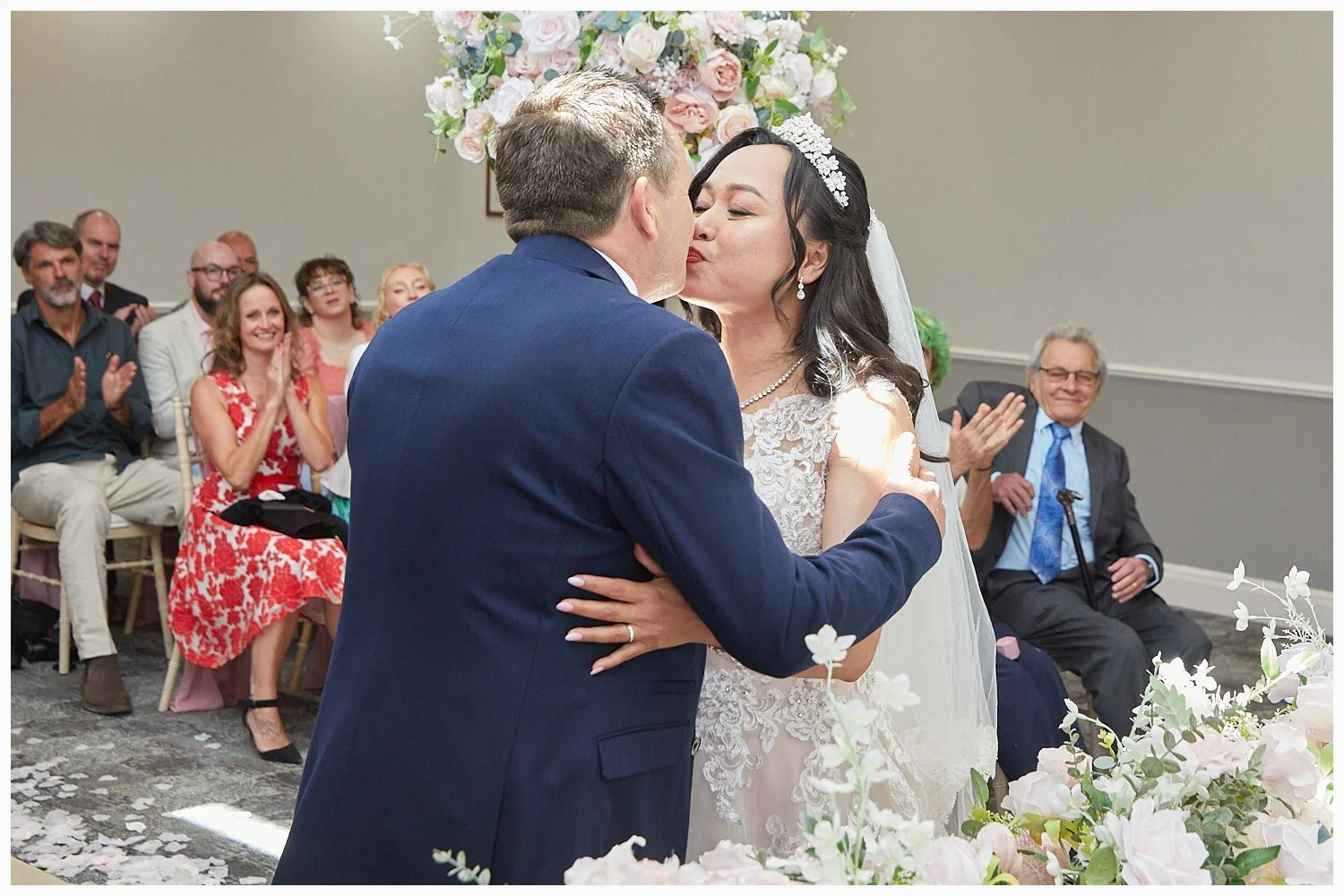 123-Highfield-Park-Heckfield-wedding-photography__146-397A4640-07_tlsw.jpg