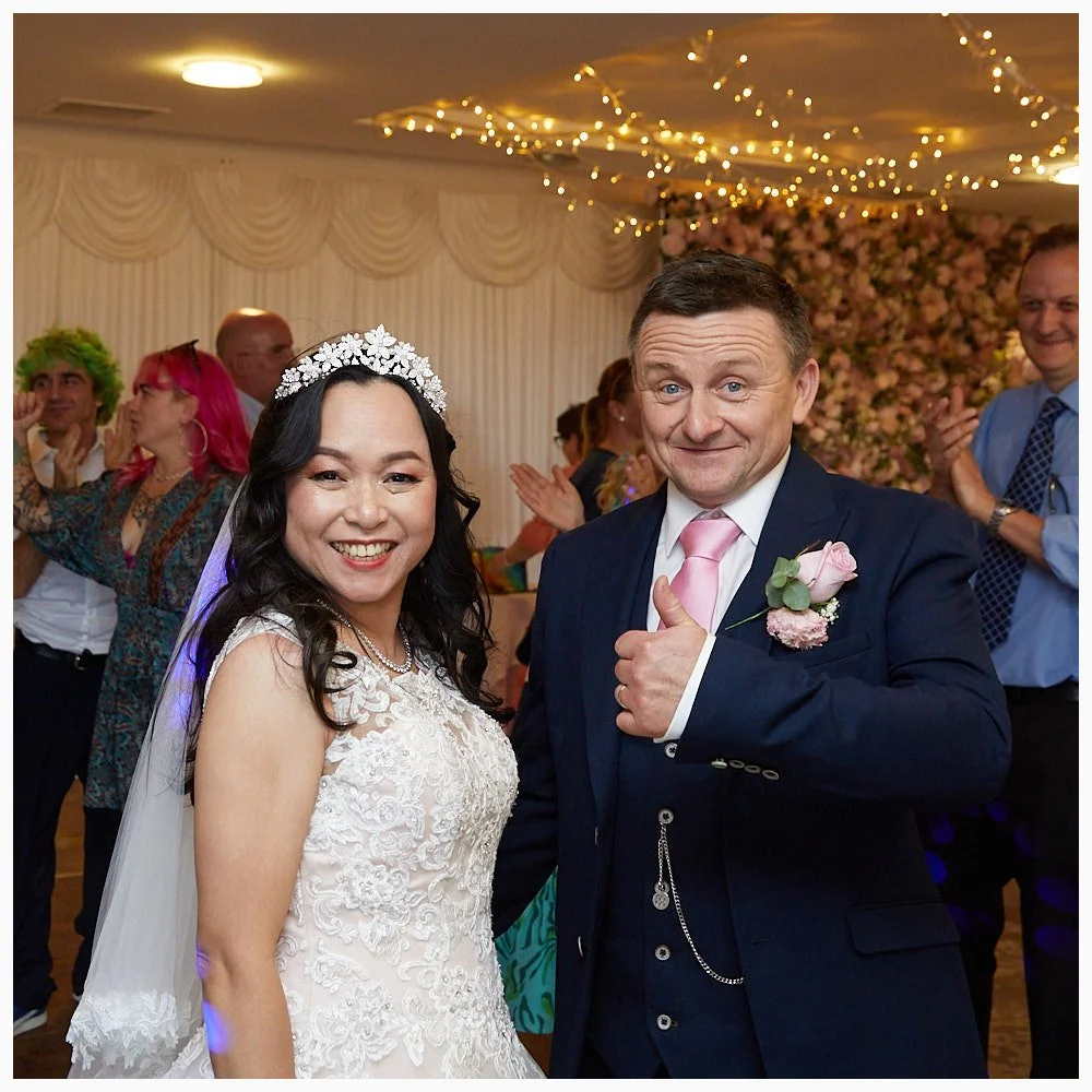 157-Highfield-Park-Heckfield-wedding-photography__379-397A5450-07_tlsw.jpg