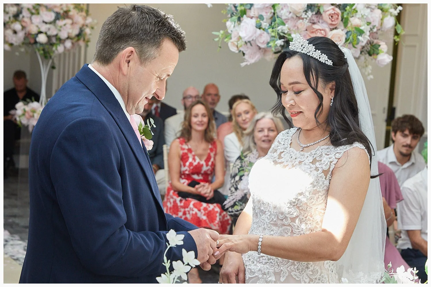 119-Highfield-Park-Heckfield-wedding-photography__129-397A4610-07_tlsw.jpg