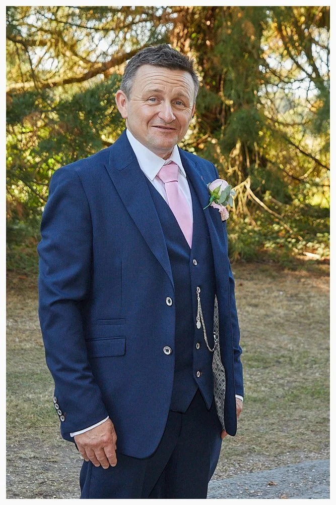 150-Highfield-Park-Heckfield-wedding-photography__346-397A5341-07_tlsw.jpg