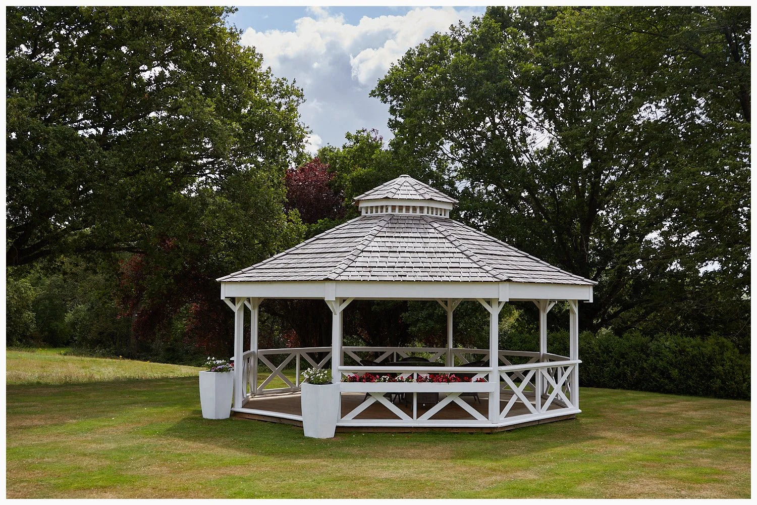 006-Highfield-Park-Heckfield-wedding-photography-023-414A6566-06_olhr.jpg