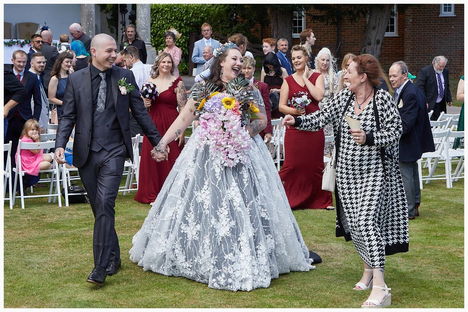 005-Highfield-Park-Heckfield-wedding-photography-005-113-414A6865-06_olhr.jpg