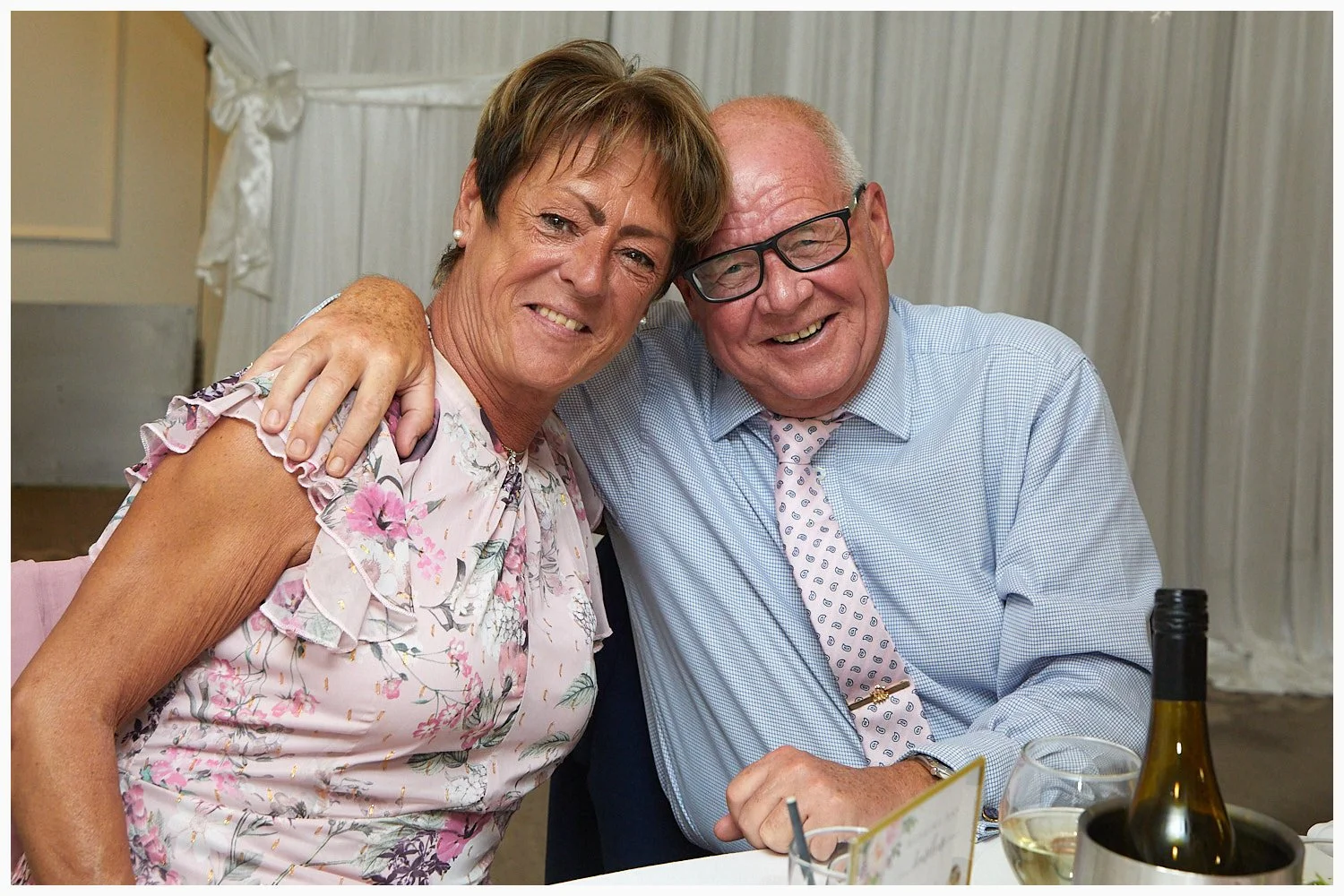 143-Highfield-Park-Heckfield-wedding-photography__272-397A5087-07_tlsw.jpg