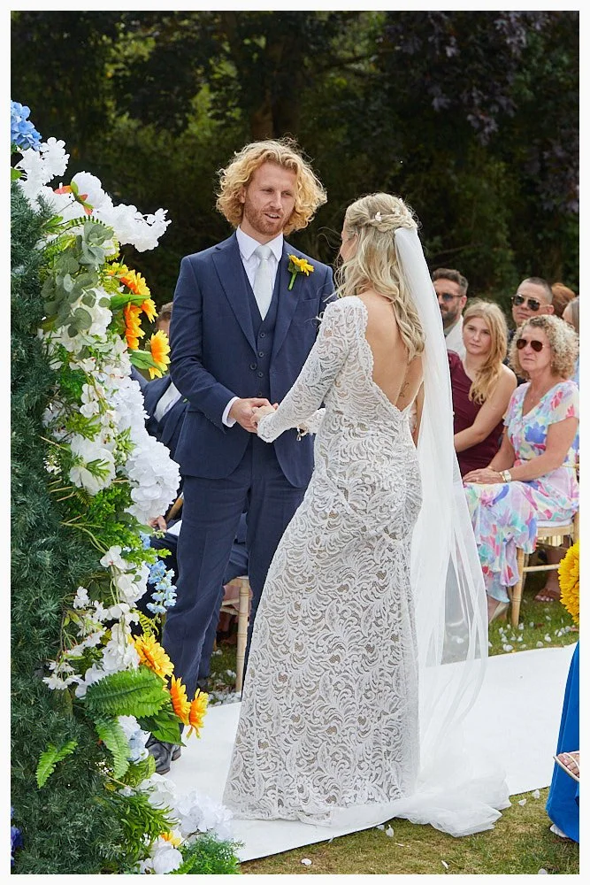 314-cantley-house-hotel-wokingham-wedding-photography_214-414A8821-06_ljks.jpg