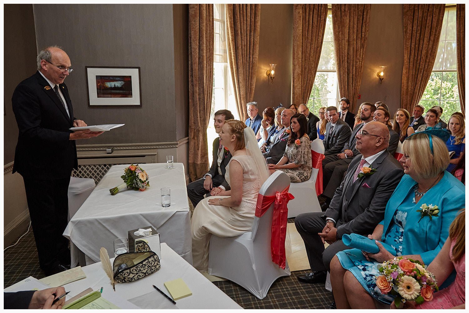 011-Highfield-Park-Heckfield-wedding-photography-010-062-5779-04_admk.jpg