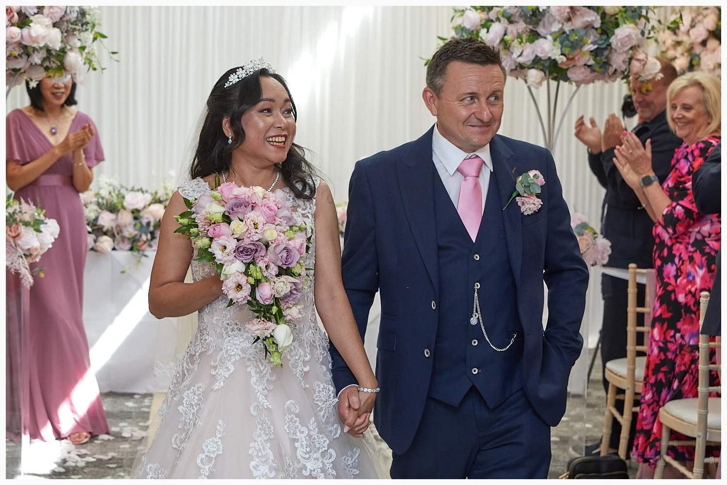 125-Highfield-Park-Heckfield-wedding-photography__168-397A4719-07_tlsw.jpg