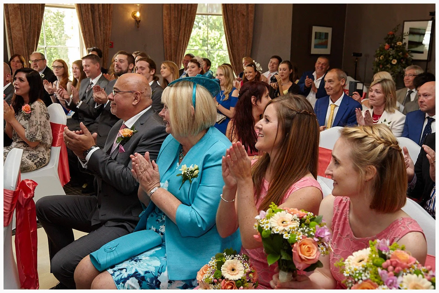 013-Highfield-Park-Heckfield-wedding-photography-012-088-5796-04_admk.jpg