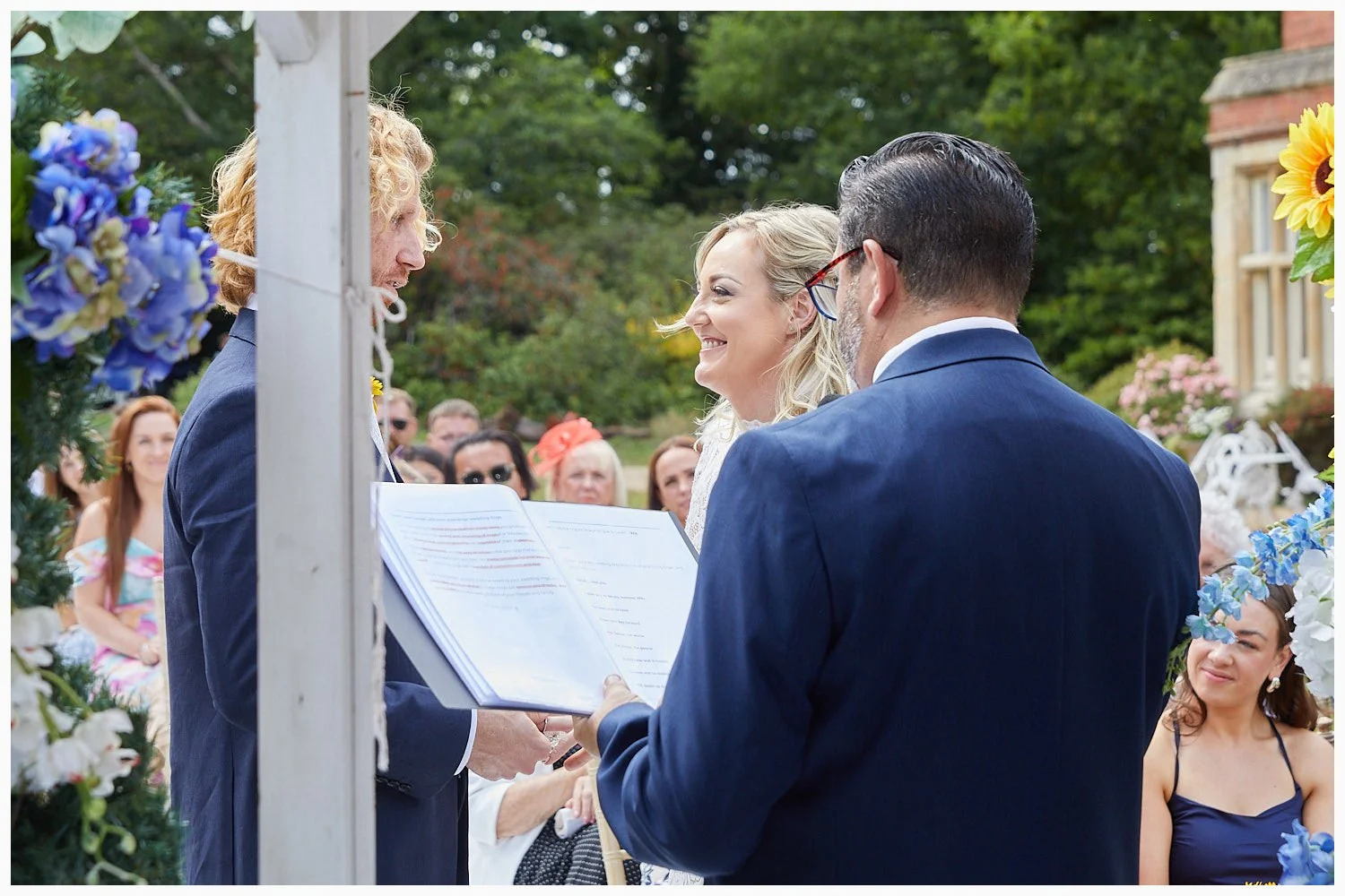 321-cantley-house-hotel-wokingham-wedding-photography_249-397A6124-07_ljks.jpg