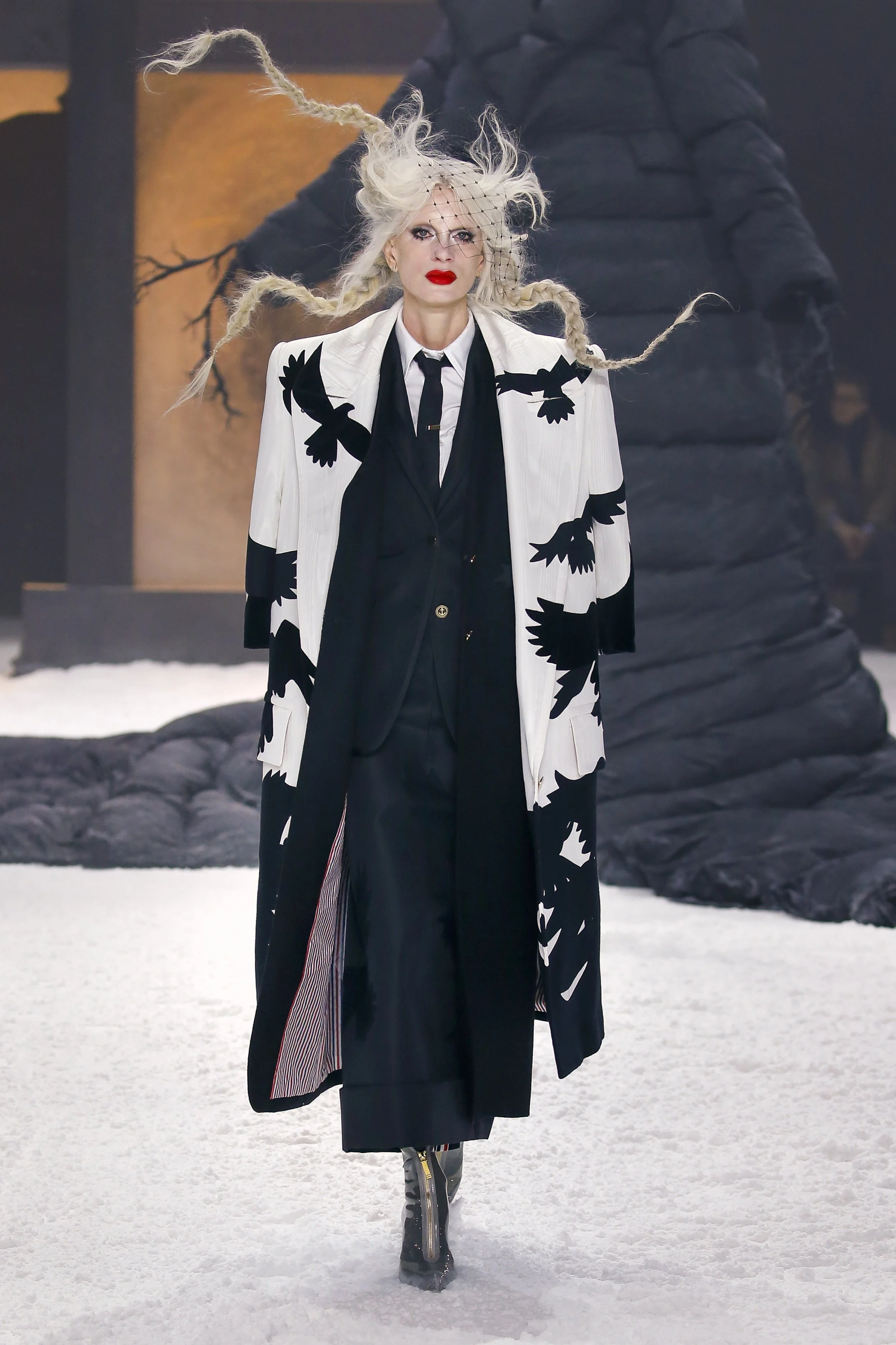 ThomBrowne_fw24_look_press_002.JPG
