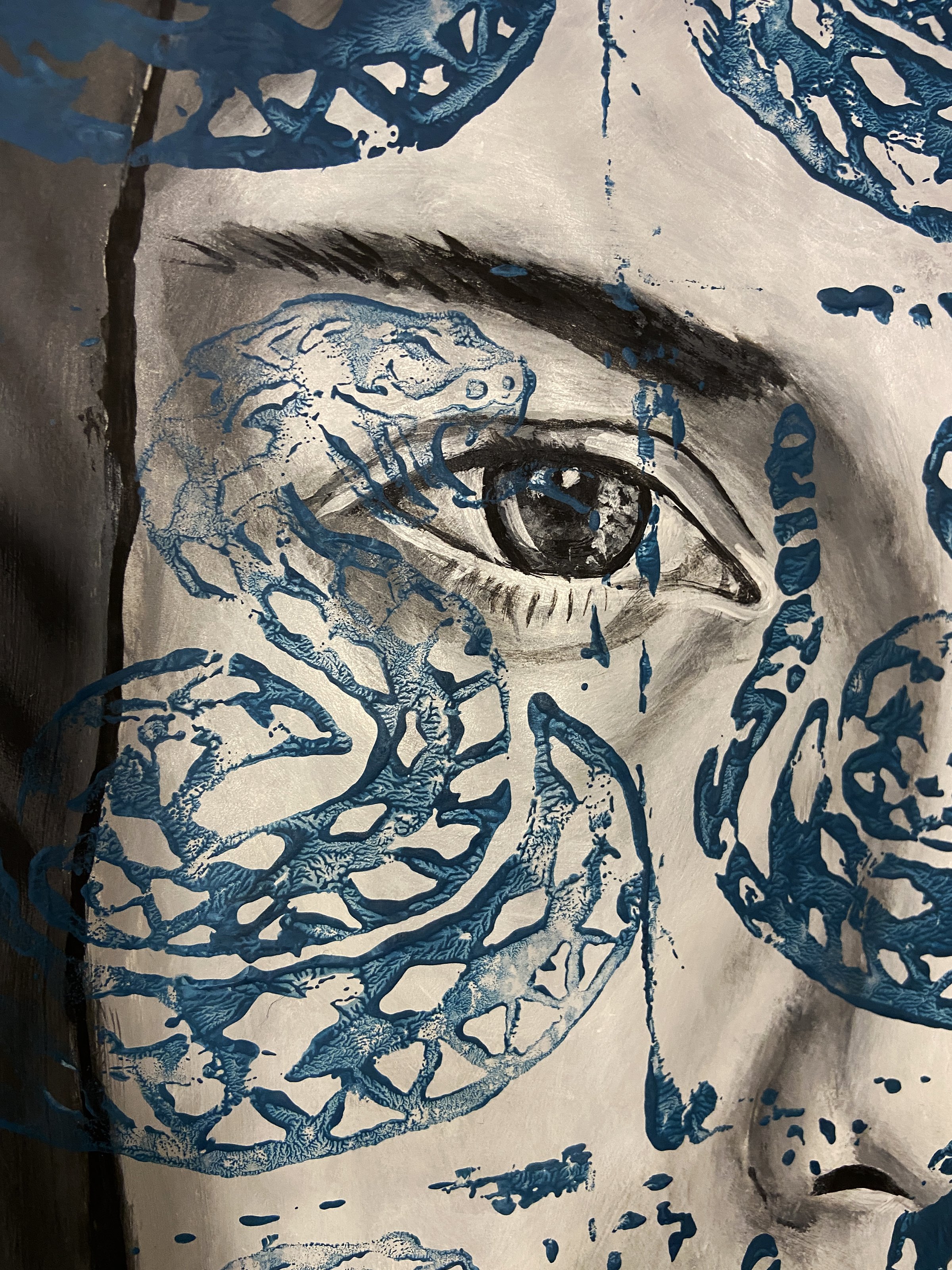 One_Amongst_Girl_Detail_Eye.jpg