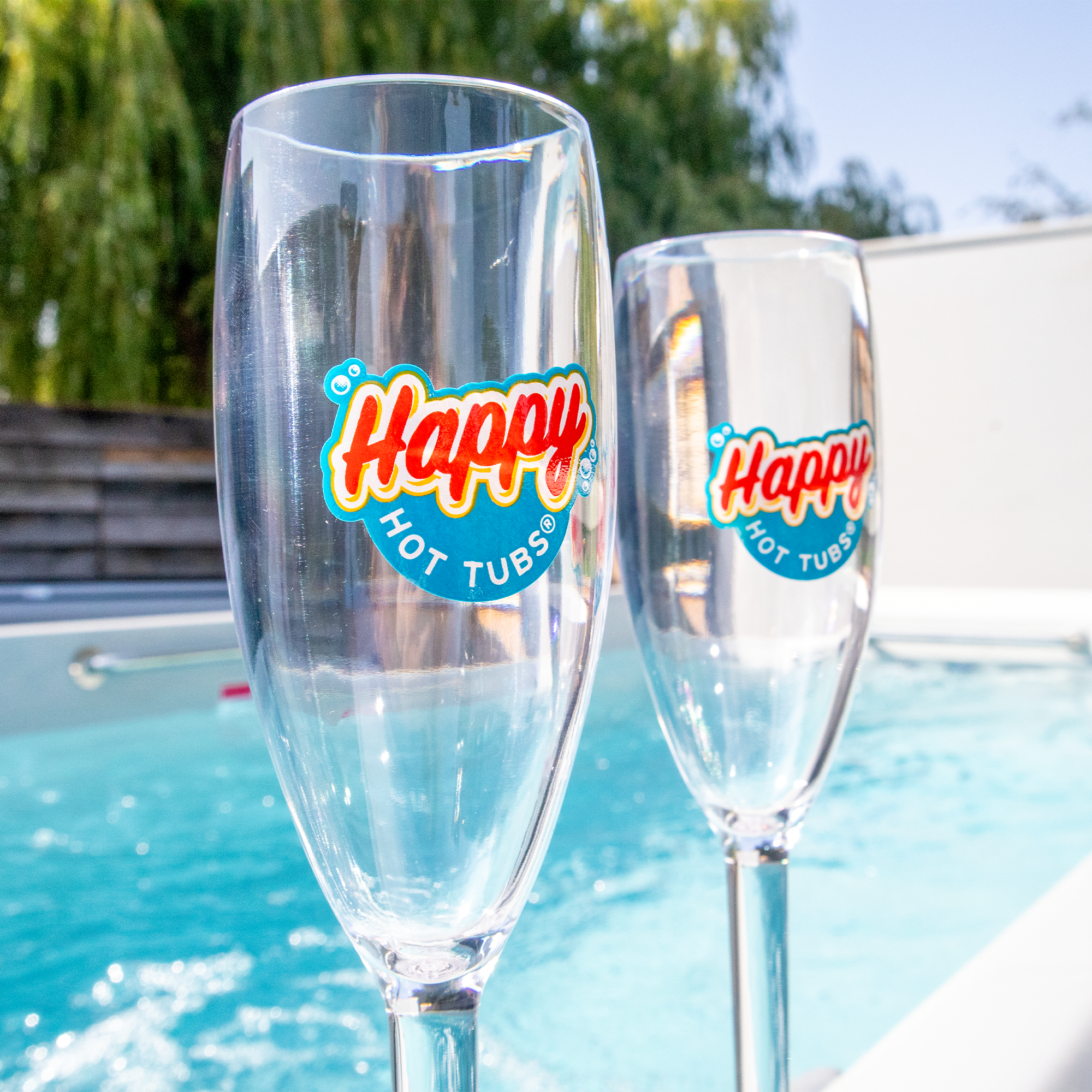 Champagne Flutes1.png