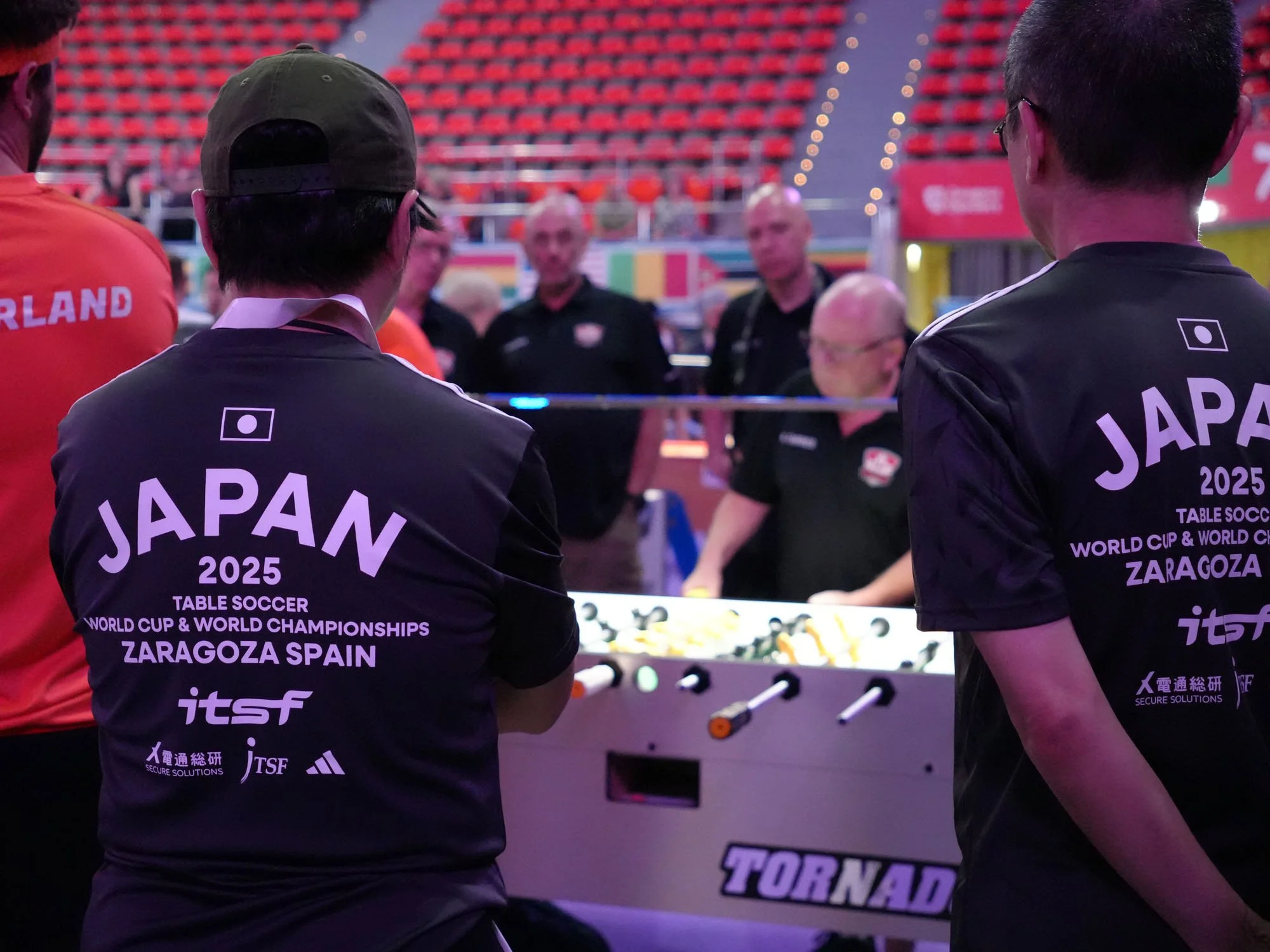 Tim Dudra watches as Kent Farries faces Toshinori Eto.