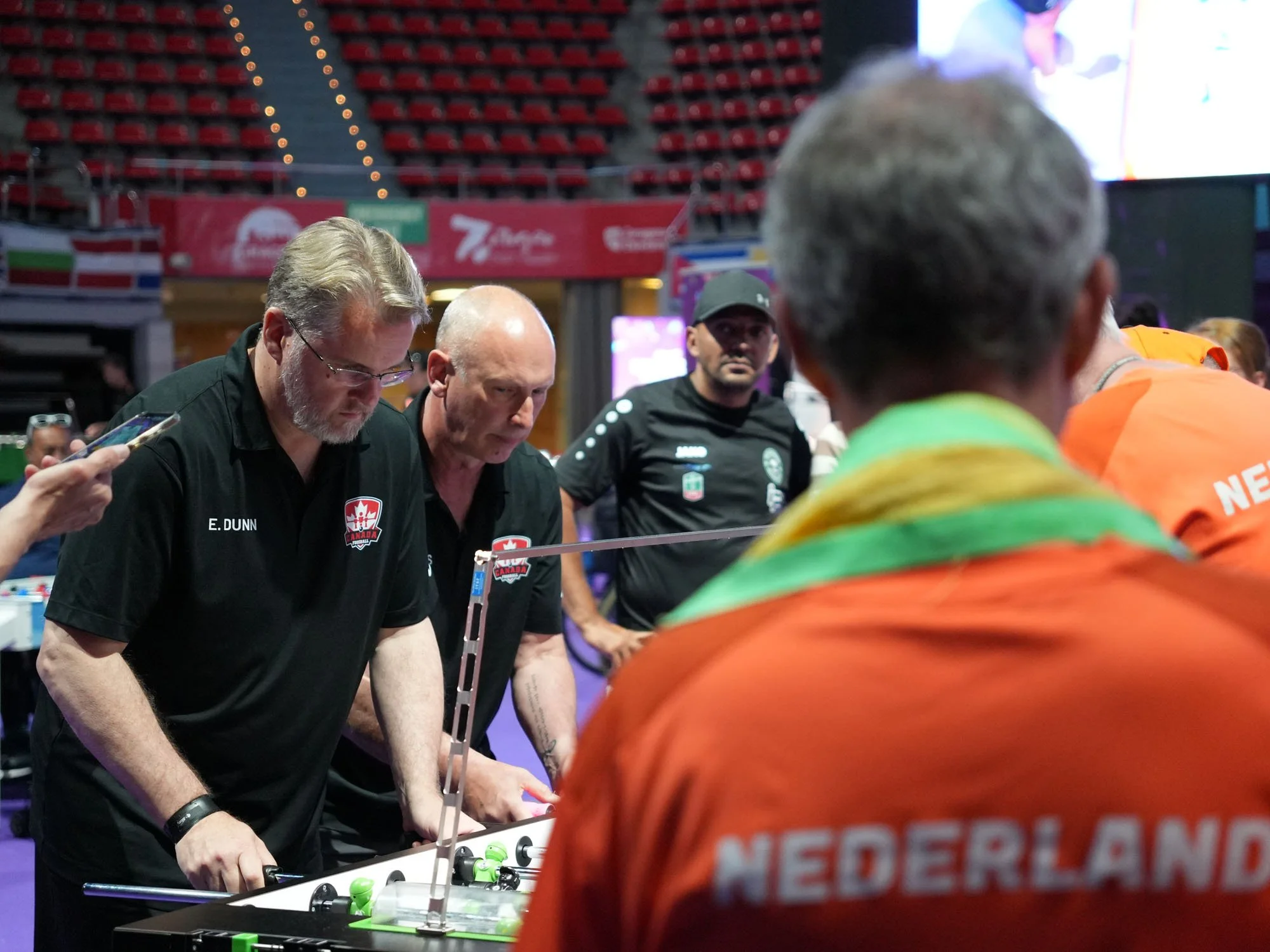 Eric Dunn and Peter Tielens face Bernd Baars and Jo Franssen in the final leg of the bronze‑medal match.