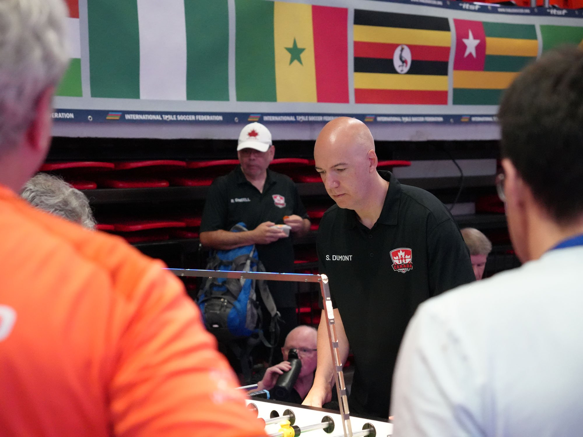 Steve Dumont plays Horst Meisters in leg 1 of the bronze‑medal match versus the Netherlands.