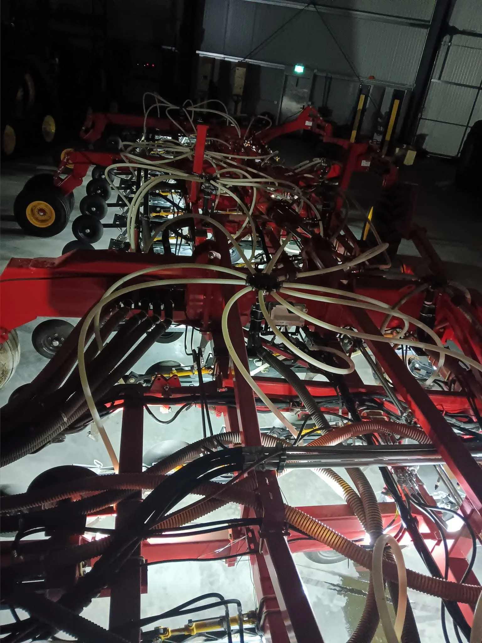 Tri-Side Ag Bourgault Under Drill Lights 4