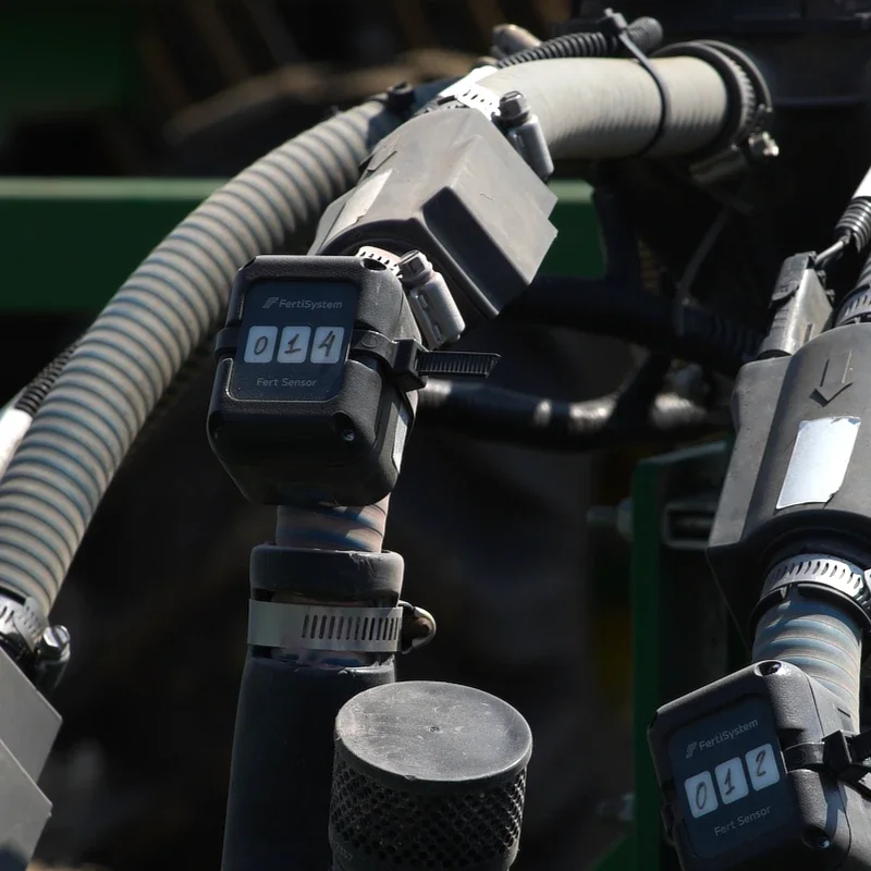 FS-Fert-Sensor-in-use-02.webp