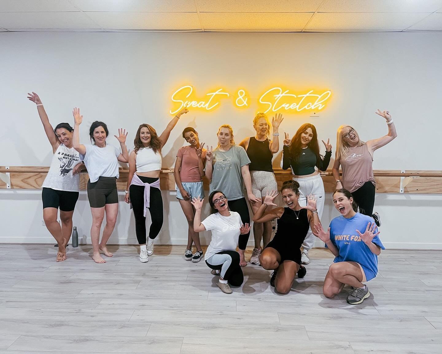 &mdash; DANCE ROUND ✌🏼 FOR 2024 &mdash; Join Eloise next Friday May 3rd at 6pm for an open dance class for all ages and levels! 

Our dance classes are a chance to change up your movement and get out of your comfort zone (and smile from ear to ear w