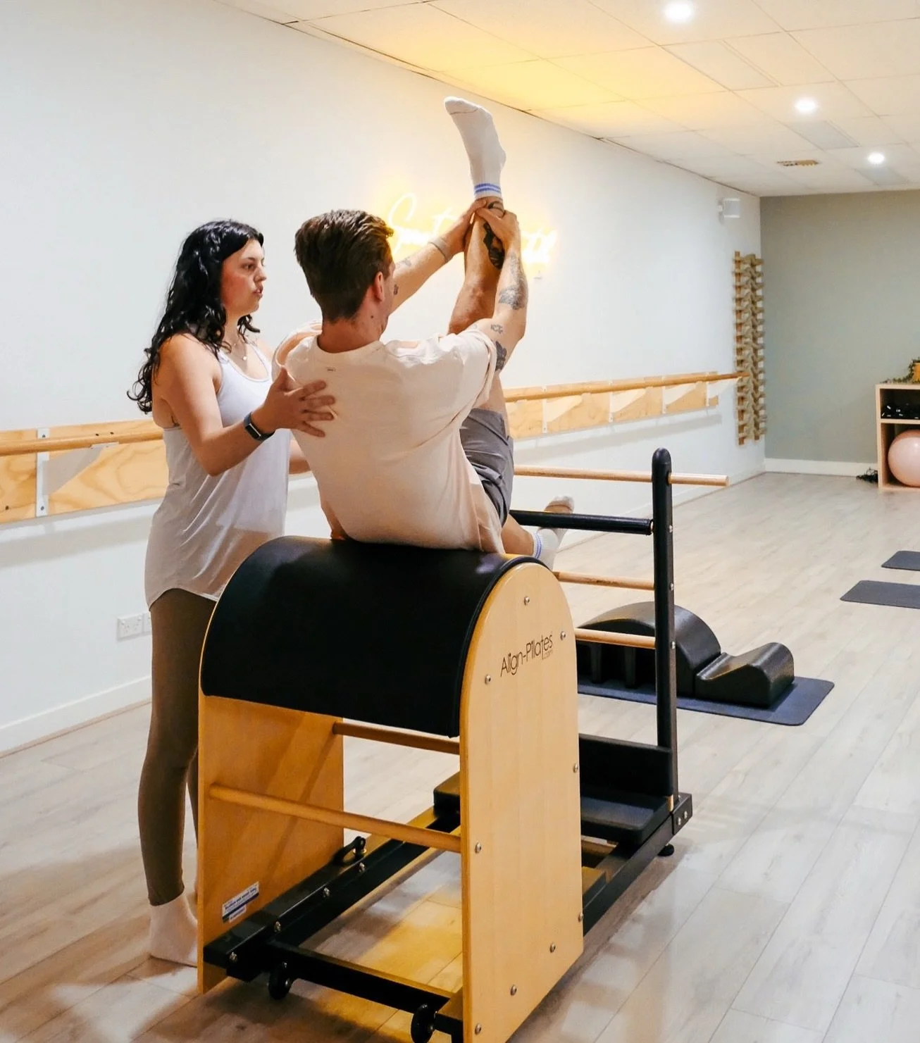 One week left before we move to our reduced holiday schedule for 3 weeks! 😎

We still have PLENTY of opportunity for you to move with us over the Christmas and New Year period. Bookings for all 3 weeks are now live on MindBody. Make sure to book ahe