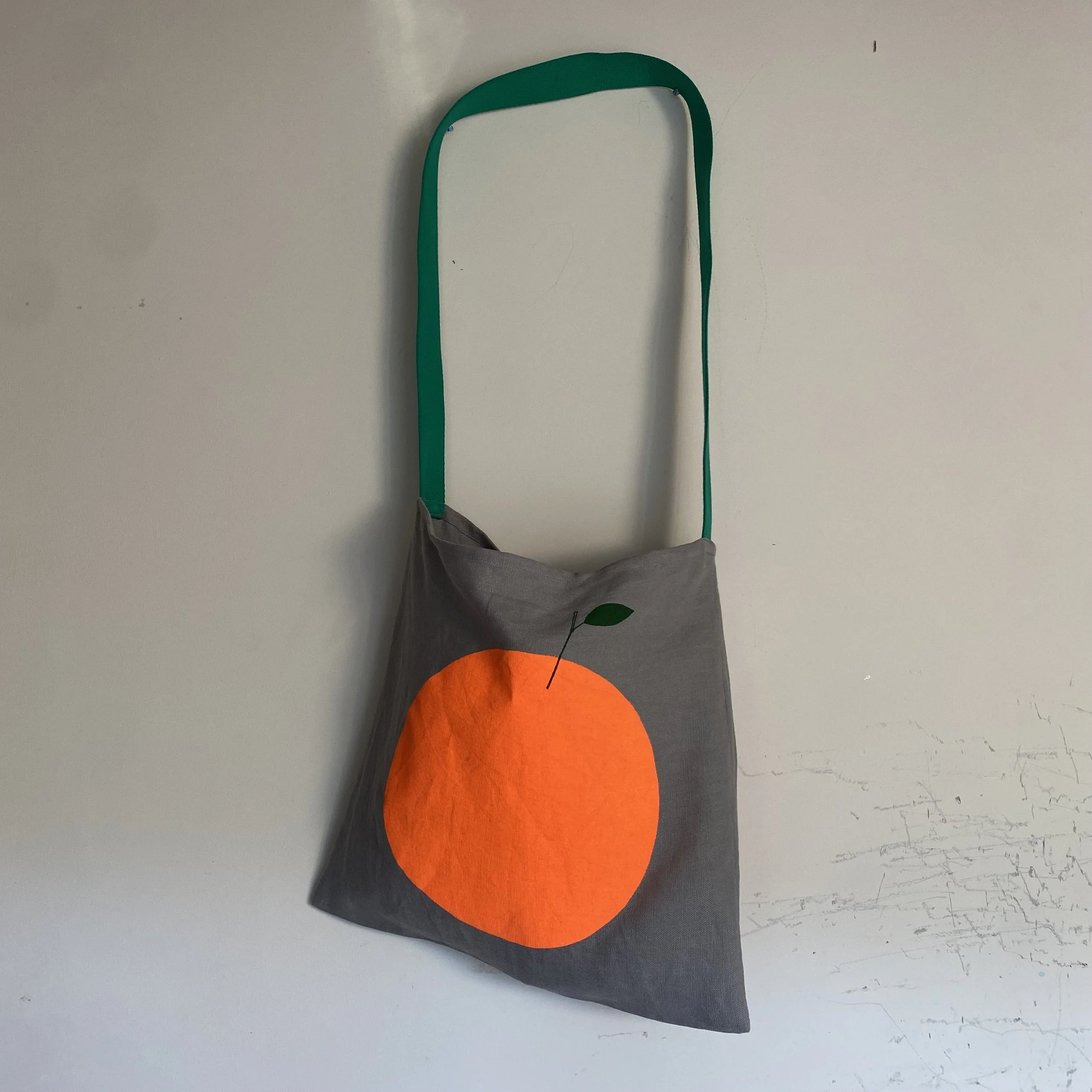 ‘Orange’ Shopper Grey